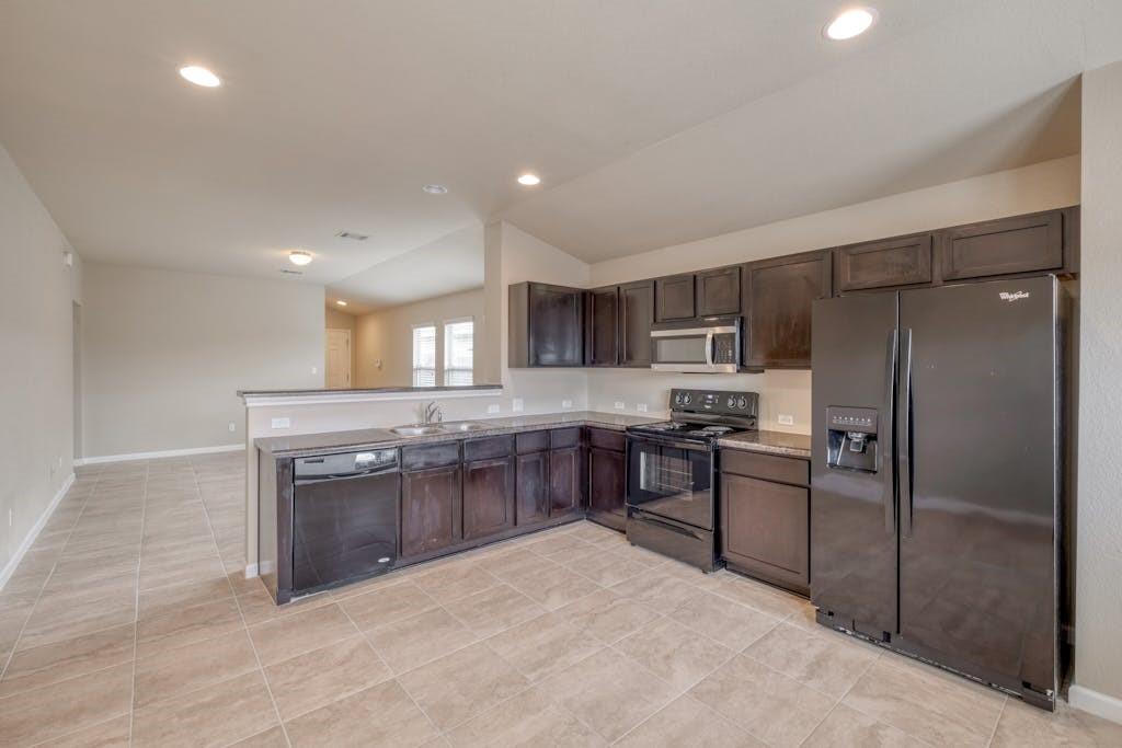 13013 Ship Bell Dr, Manor, TX 78653