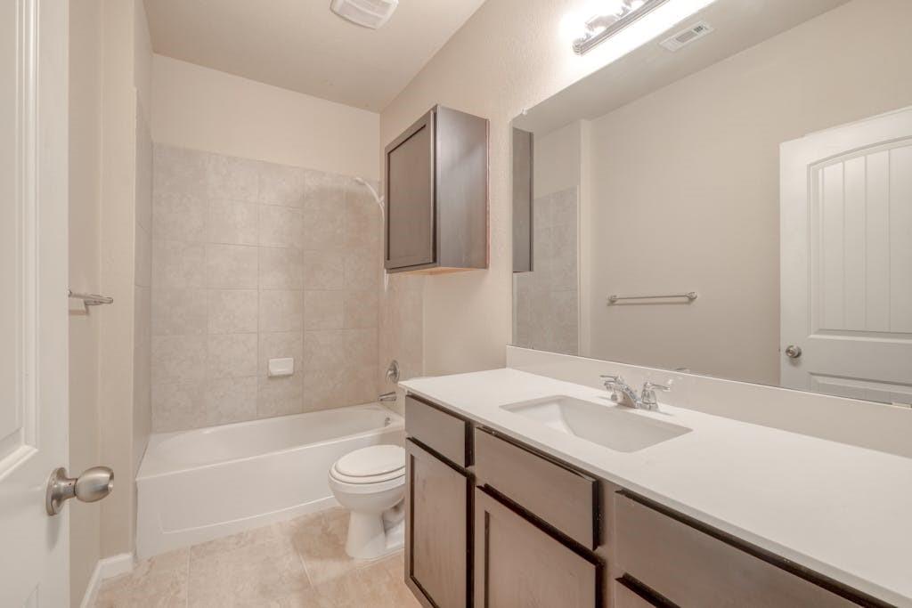 13013 Ship Bell Dr, Manor, TX 78653