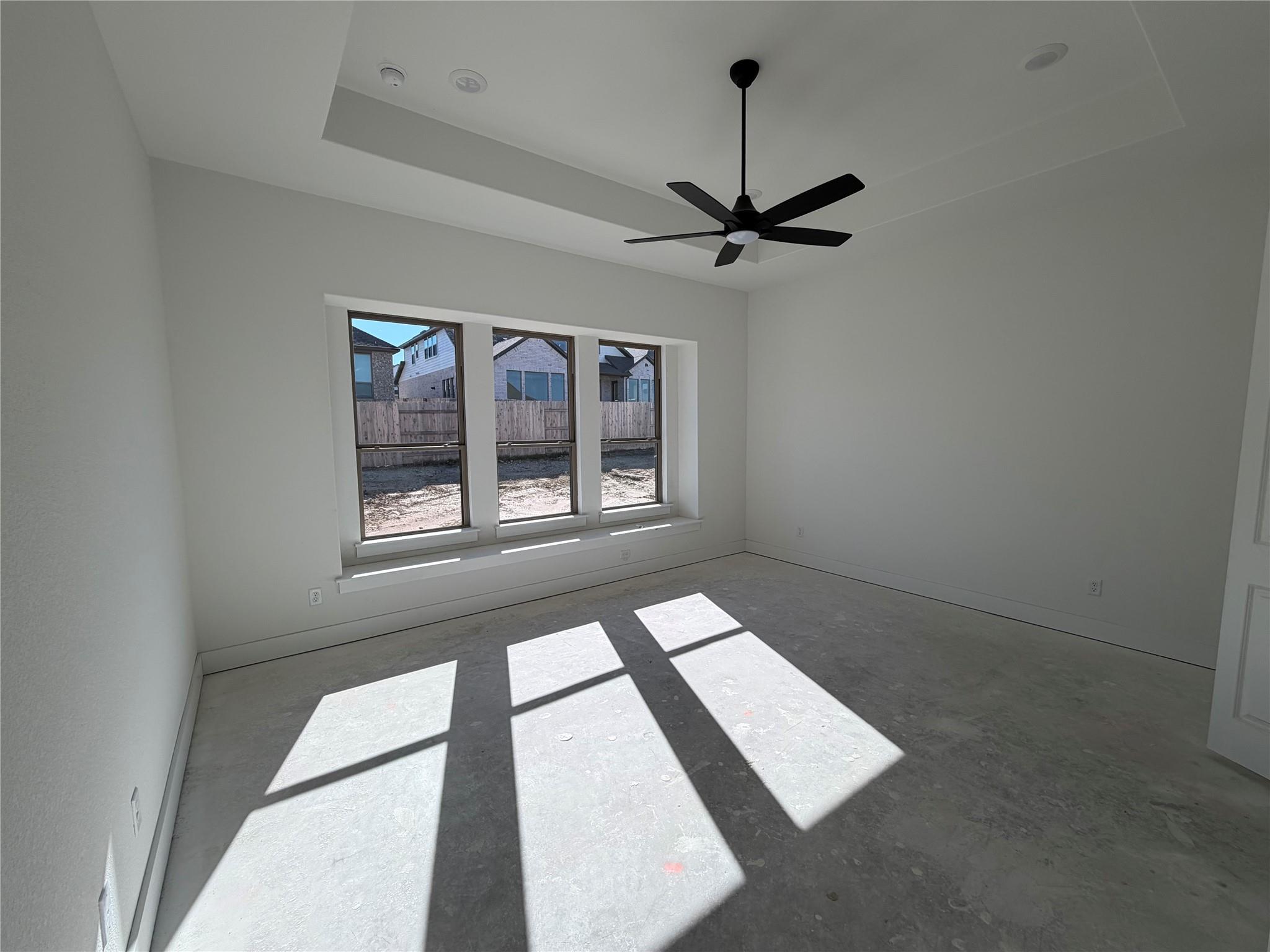 105 Gibbs Dr, Liberty Hill, TX 78642