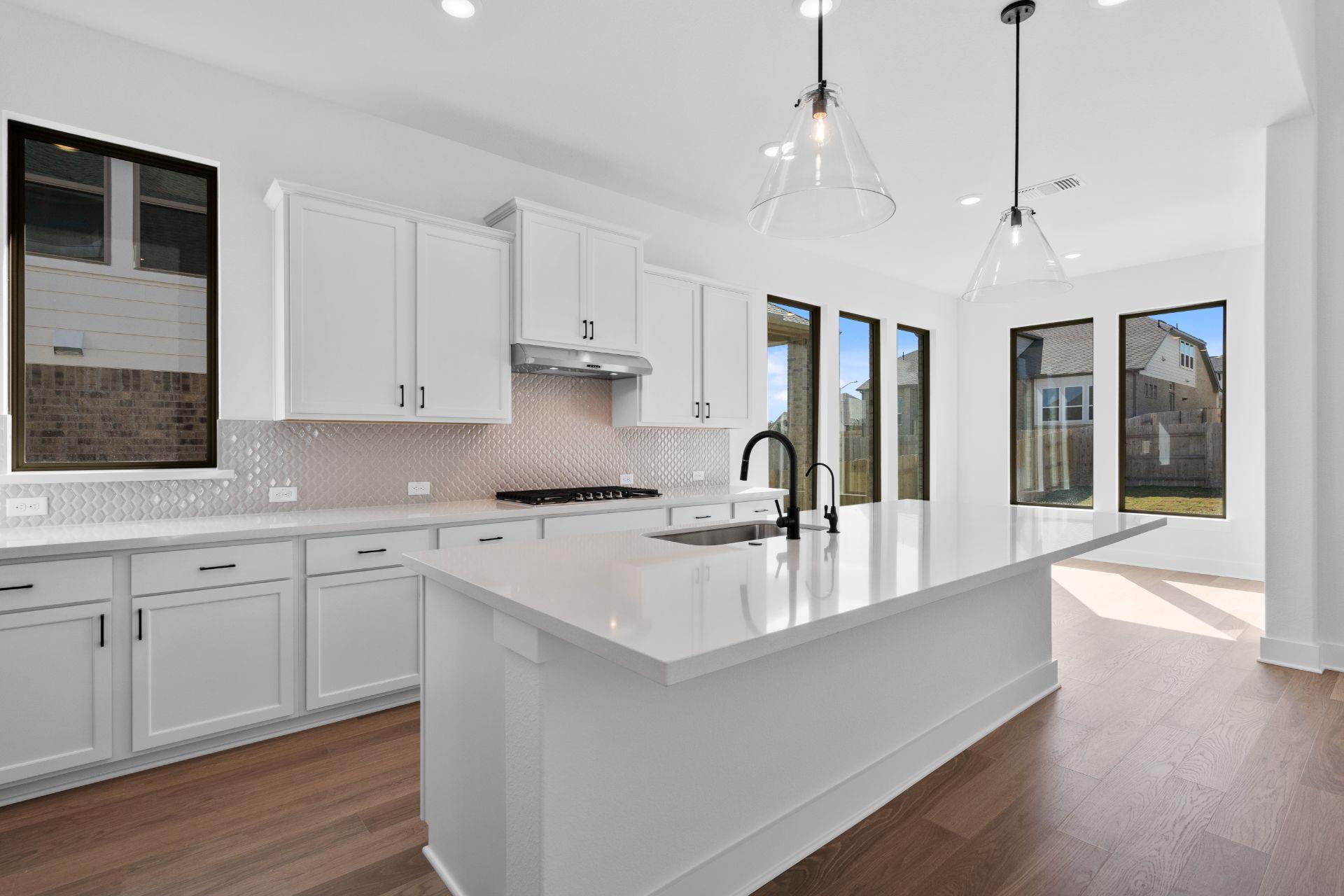 105 Gibbs Dr, Liberty Hill, TX 78642