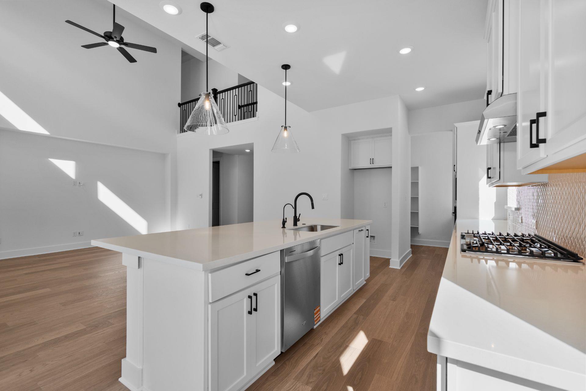 105 Gibbs Dr, Liberty Hill, TX 78642