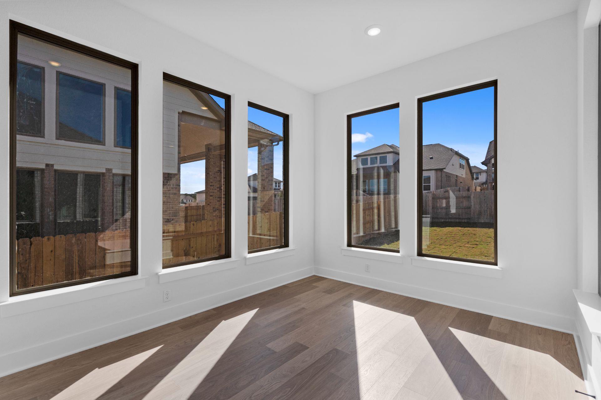 105 Gibbs Dr, Liberty Hill, TX 78642