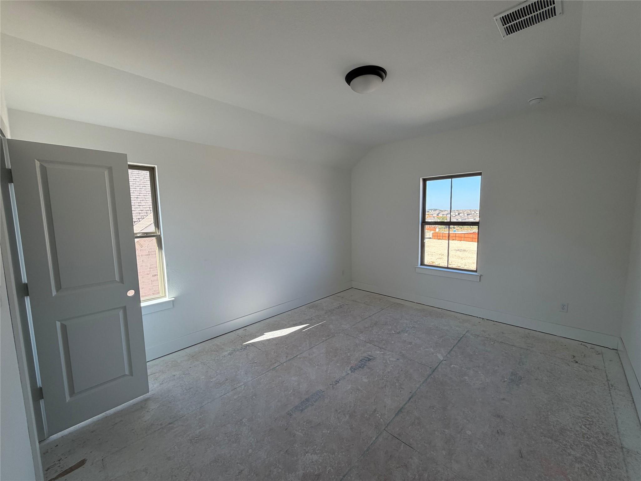 105 Gibbs Dr, Liberty Hill, TX 78642