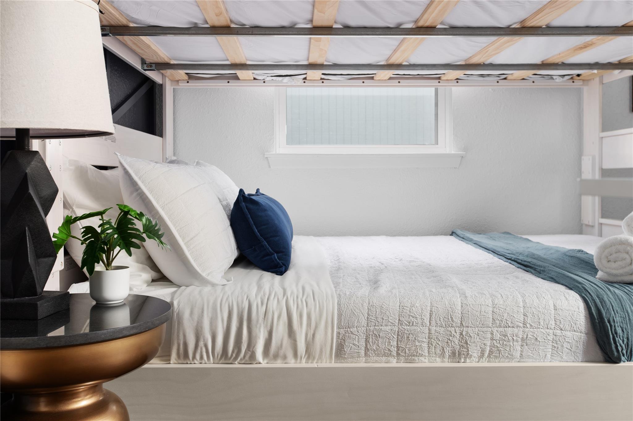 1201 Southport Dr # D, Austin, TX 78704