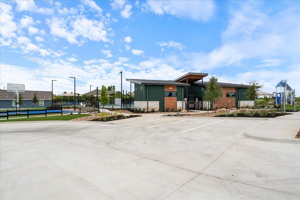 152 Ghost Stories Way, Hutto, TX 78634