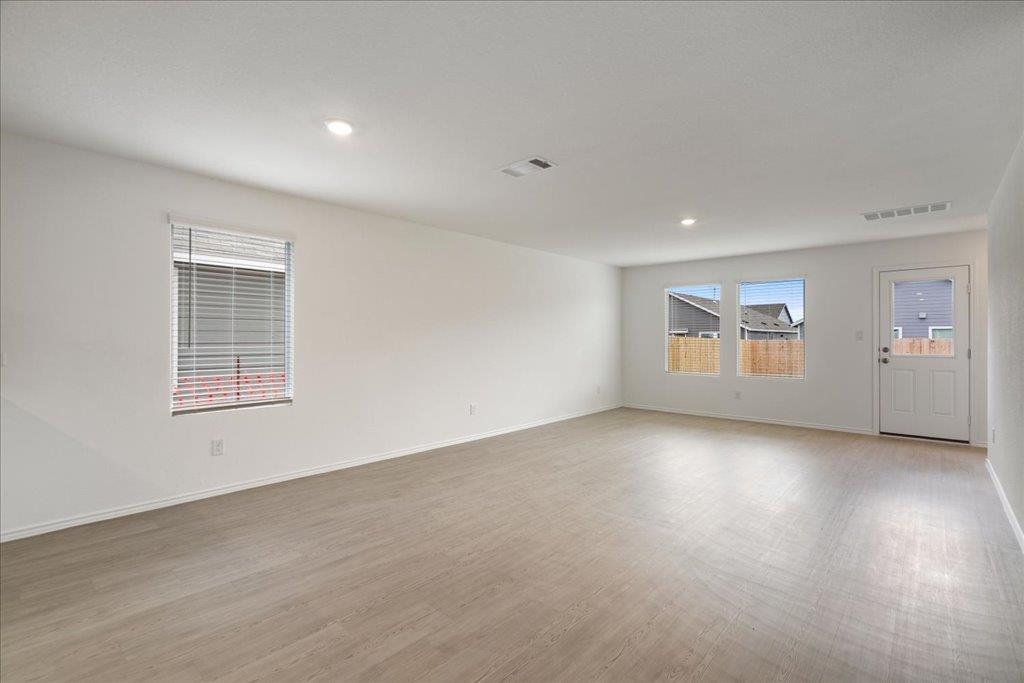 152 Ghost Stories Way, Hutto, TX 78634