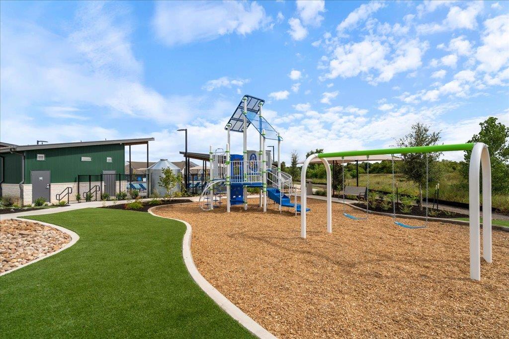 152 Ghost Stories Way, Hutto, TX 78634