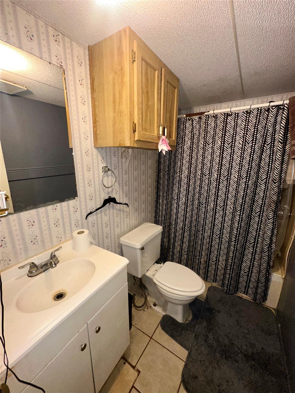 109 Wayside Dr, Elgin, TX 78621