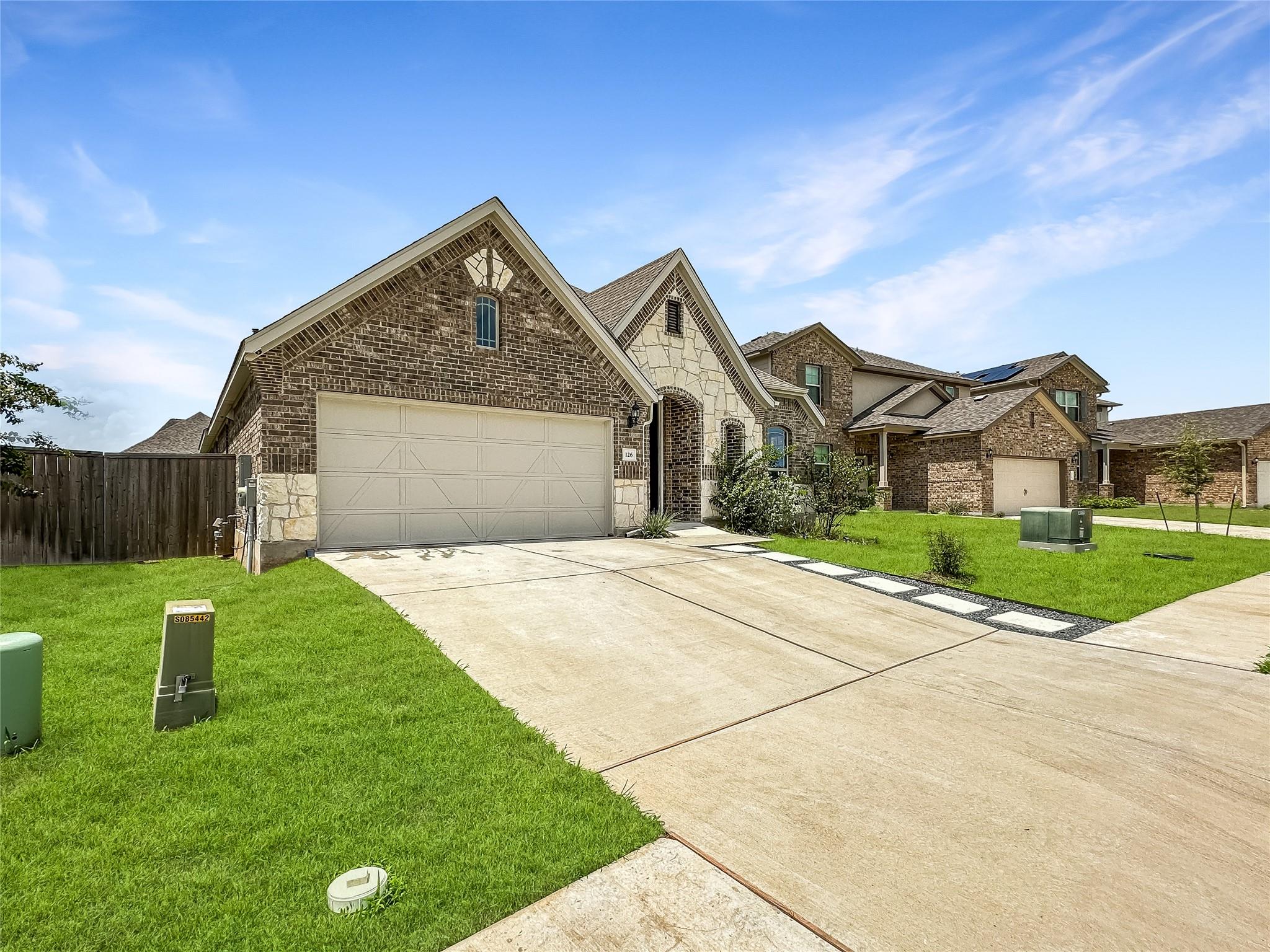 126 Acacia Pass, Bastrop, TX 78602