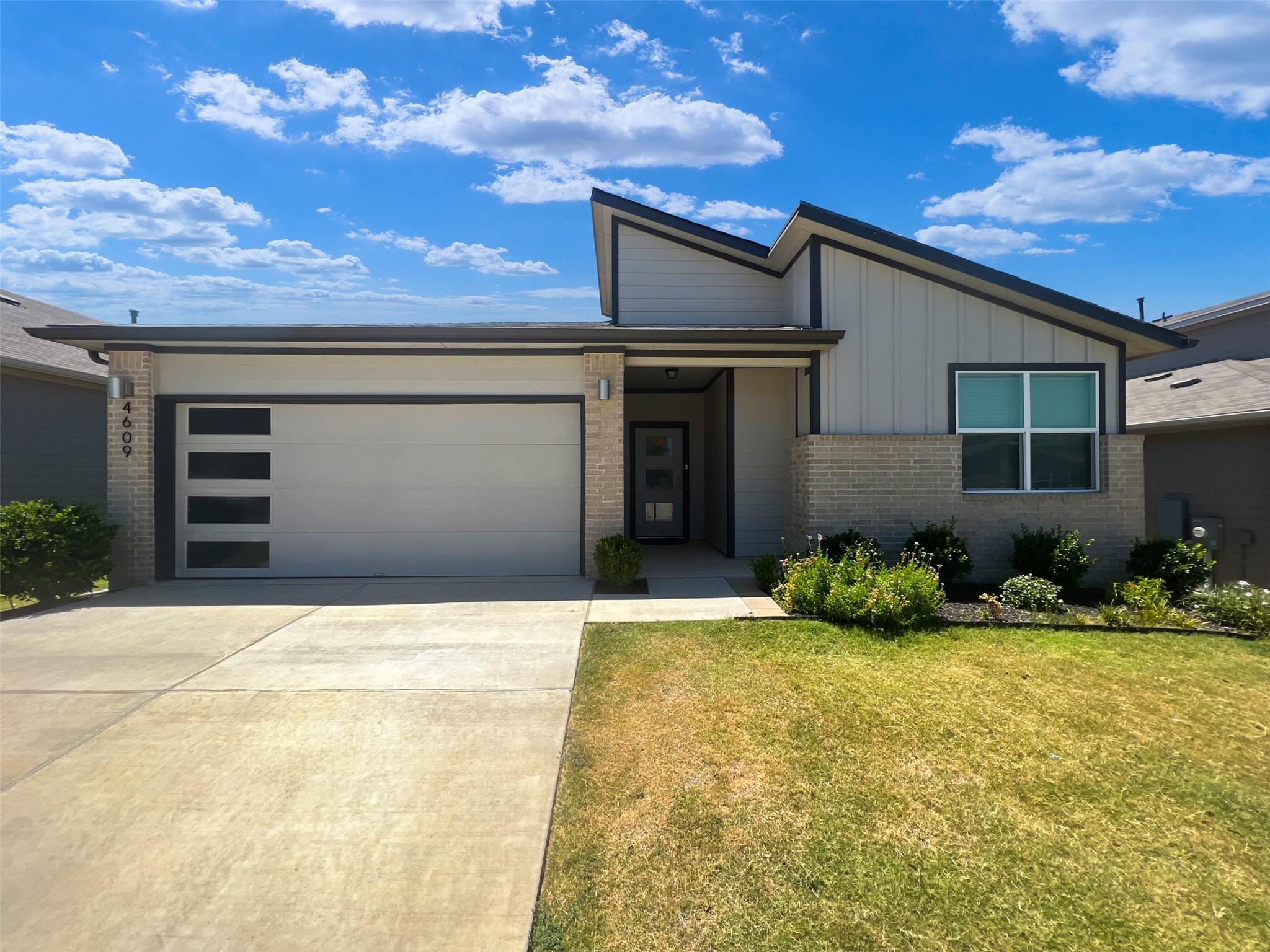 4609 Tully Dr, Pflugerville, TX 78660