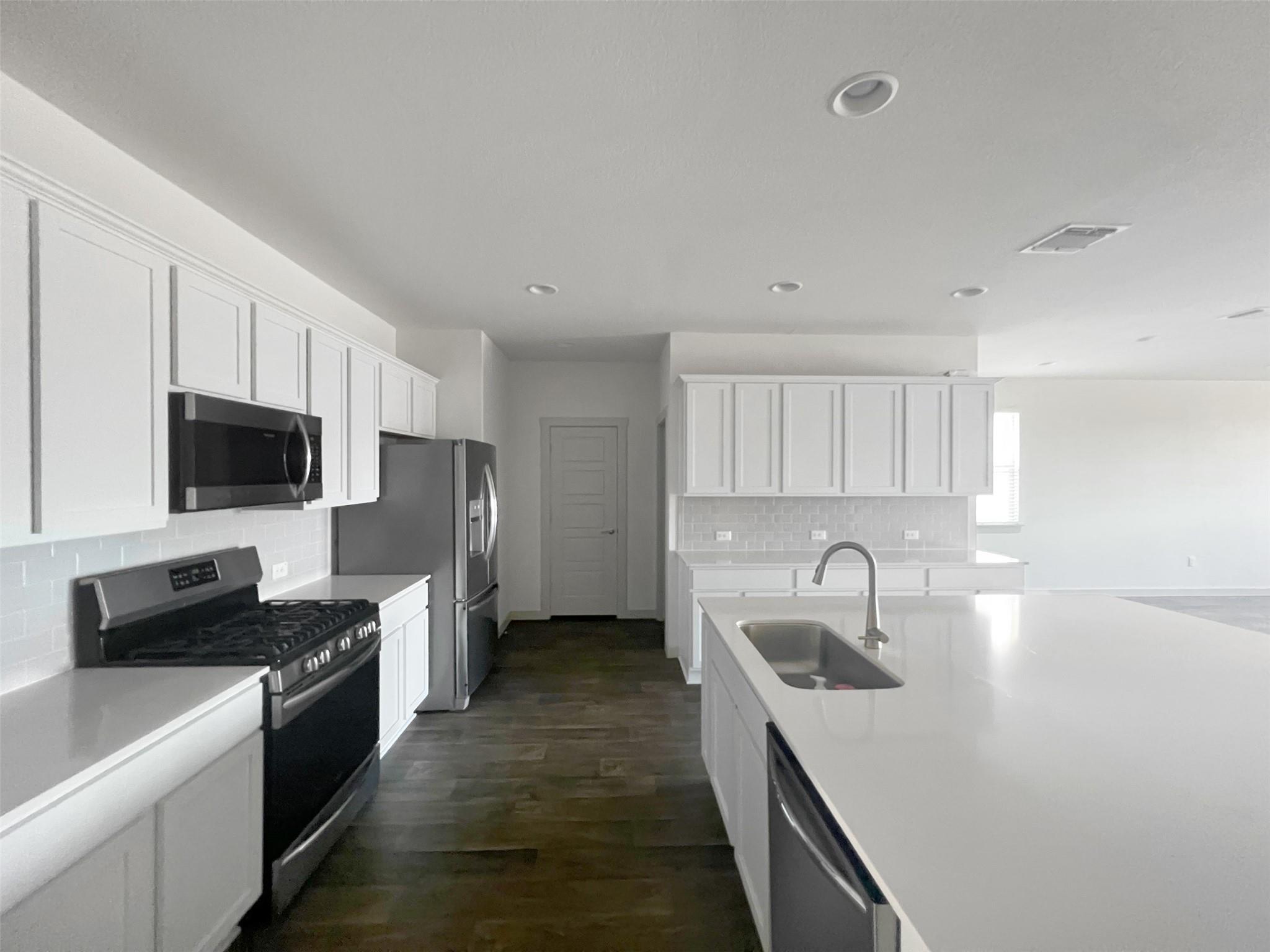 4609 Tully Dr, Pflugerville, TX 78660