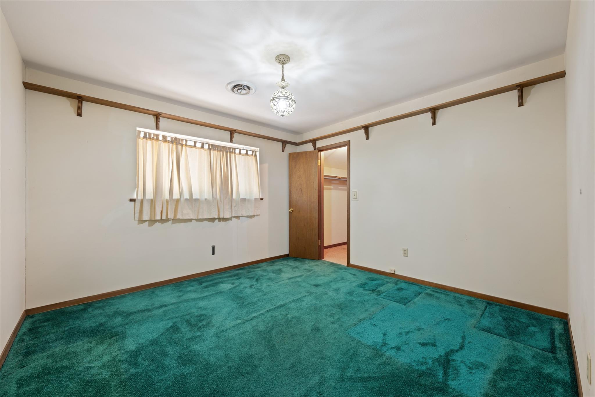 821 Central Ave, Elgin, TX 78621