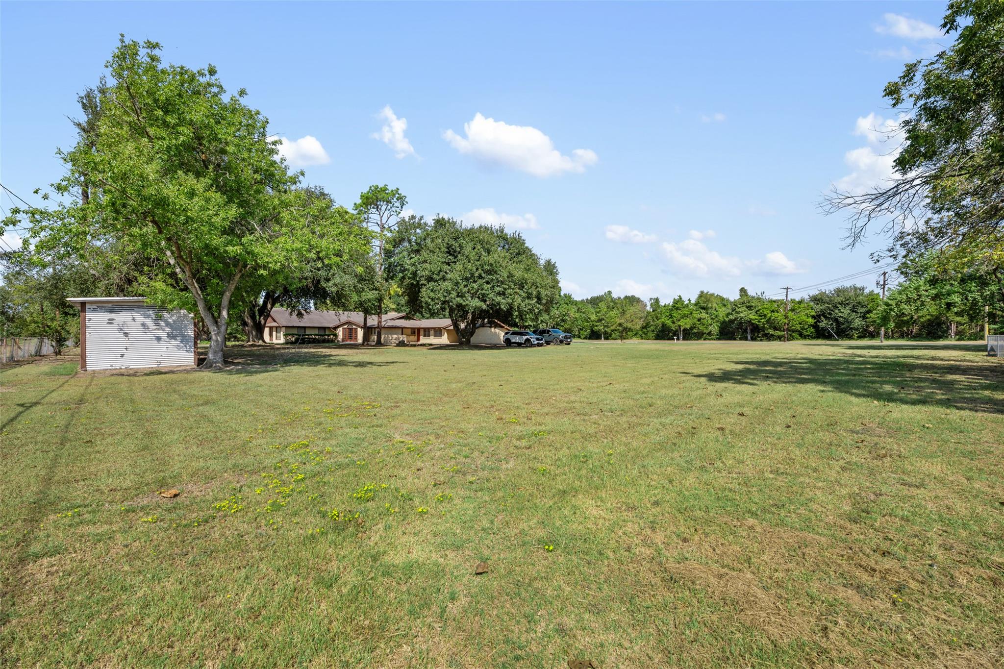 821 Central Ave, Elgin, TX 78621