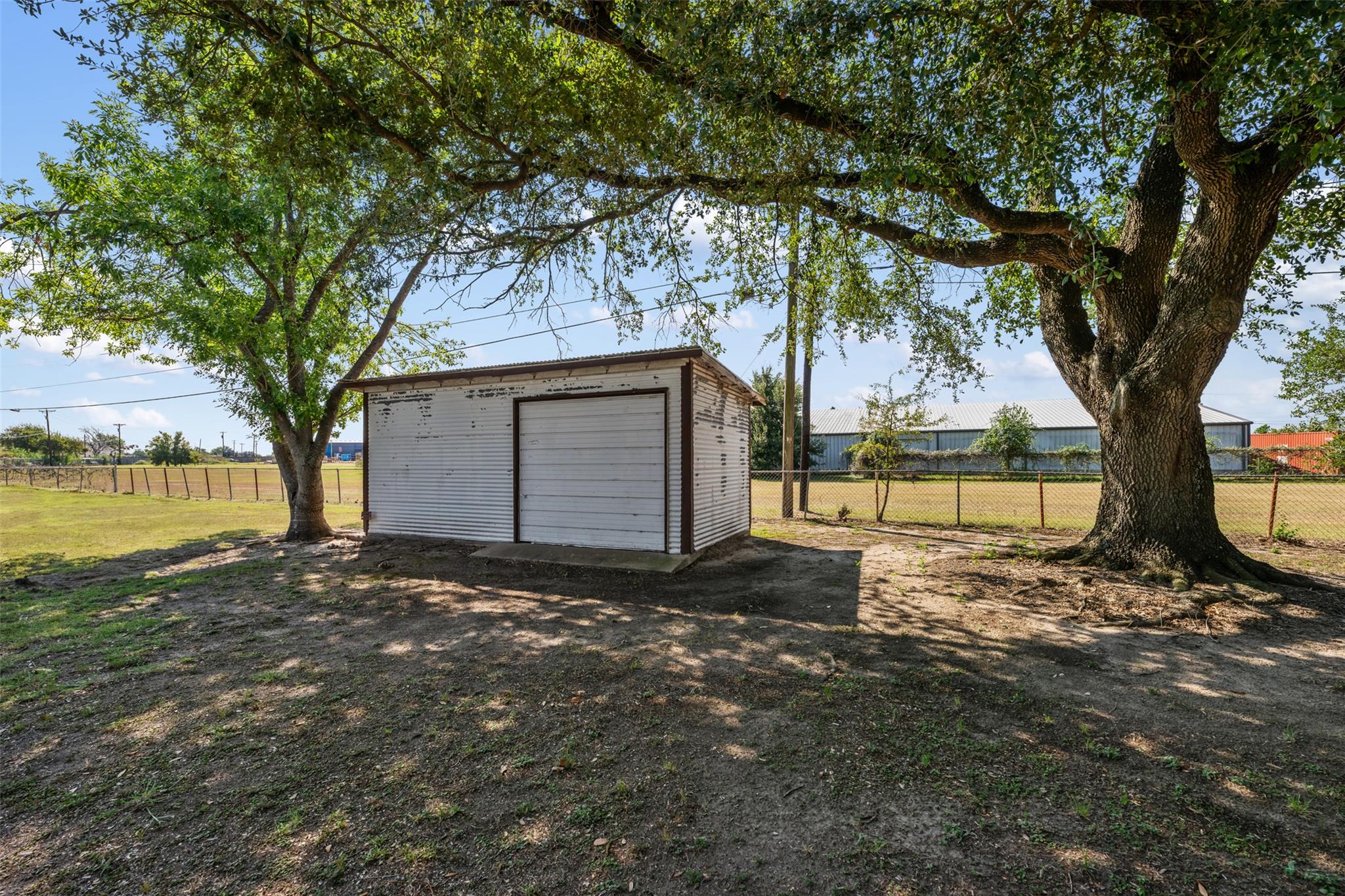 821 Central Ave, Elgin, TX 78621