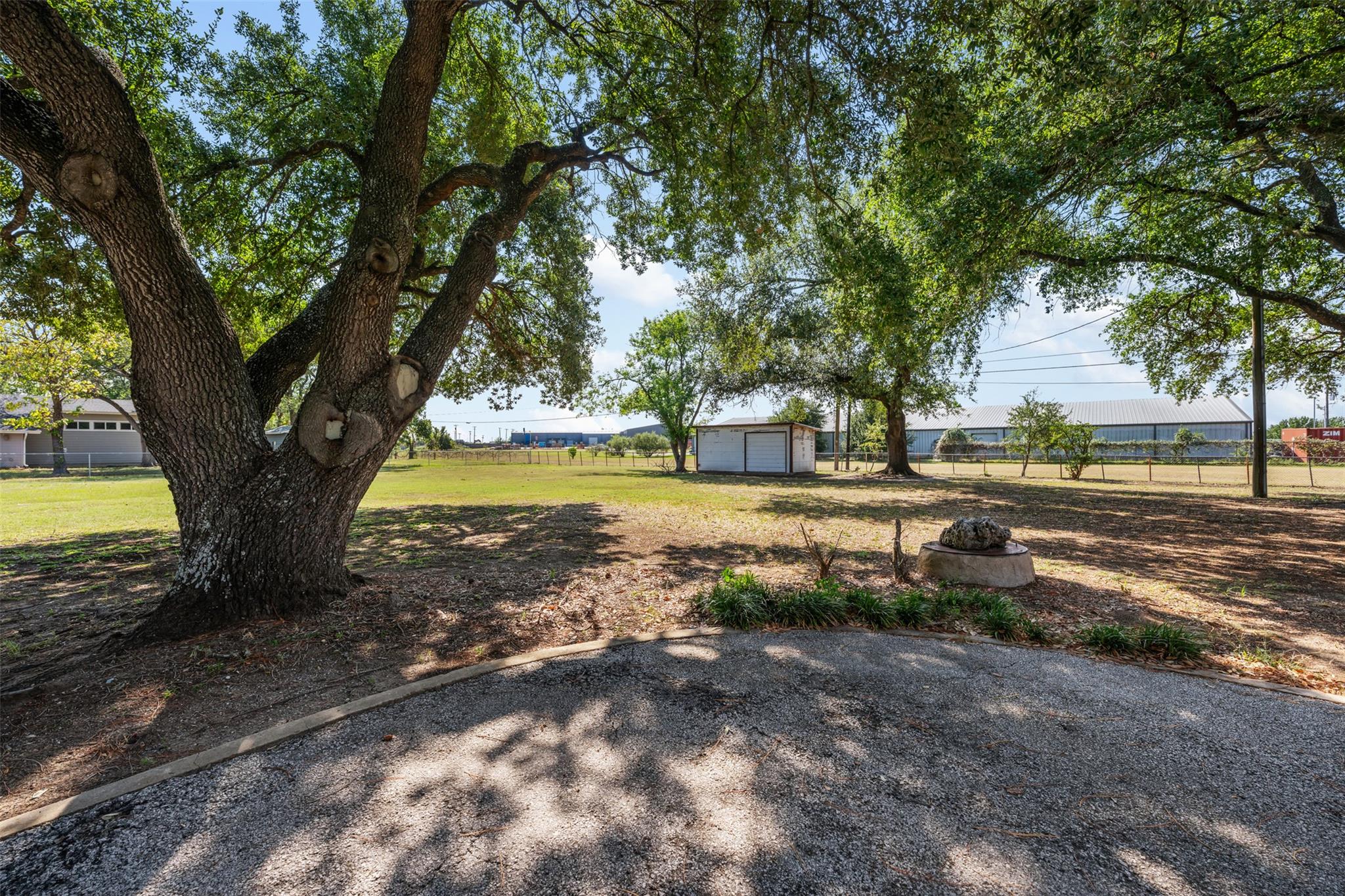 821 Central Ave, Elgin, TX 78621