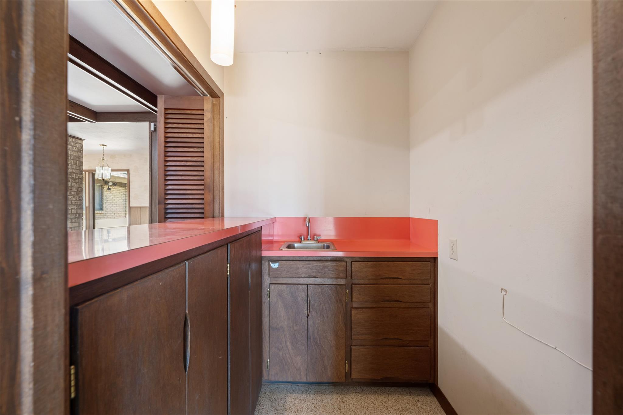 821 Central Ave, Elgin, TX 78621