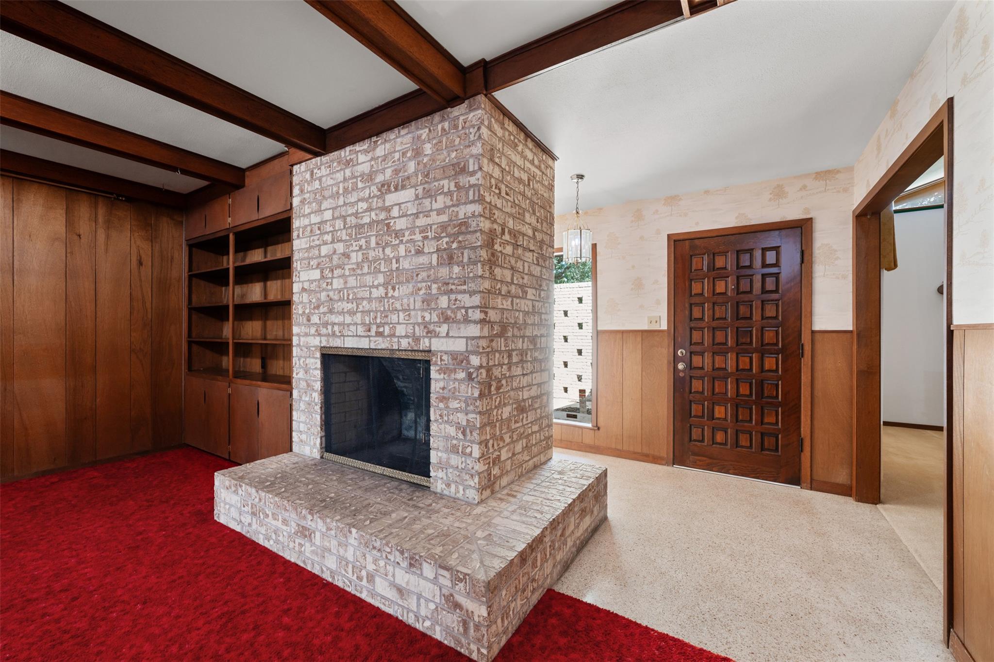 821 Central Ave, Elgin, TX 78621