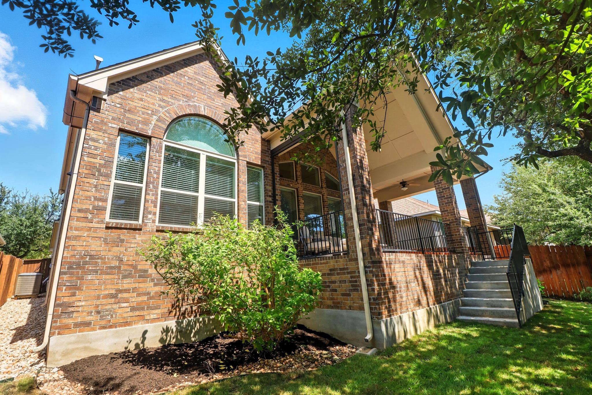 15609 Cinca Terra Dr, Austin, TX 78738