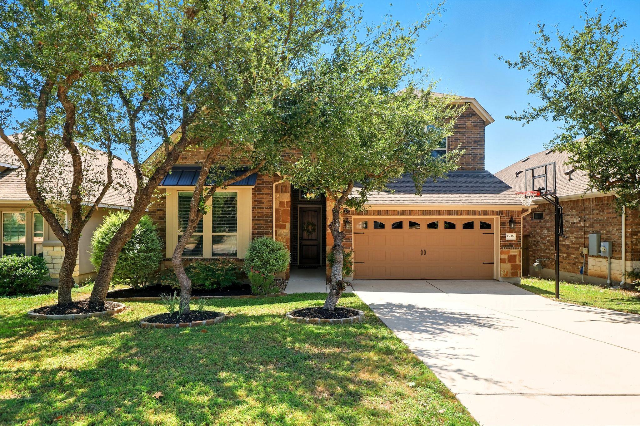 15609 Cinca Terra Dr, Austin, TX 78738