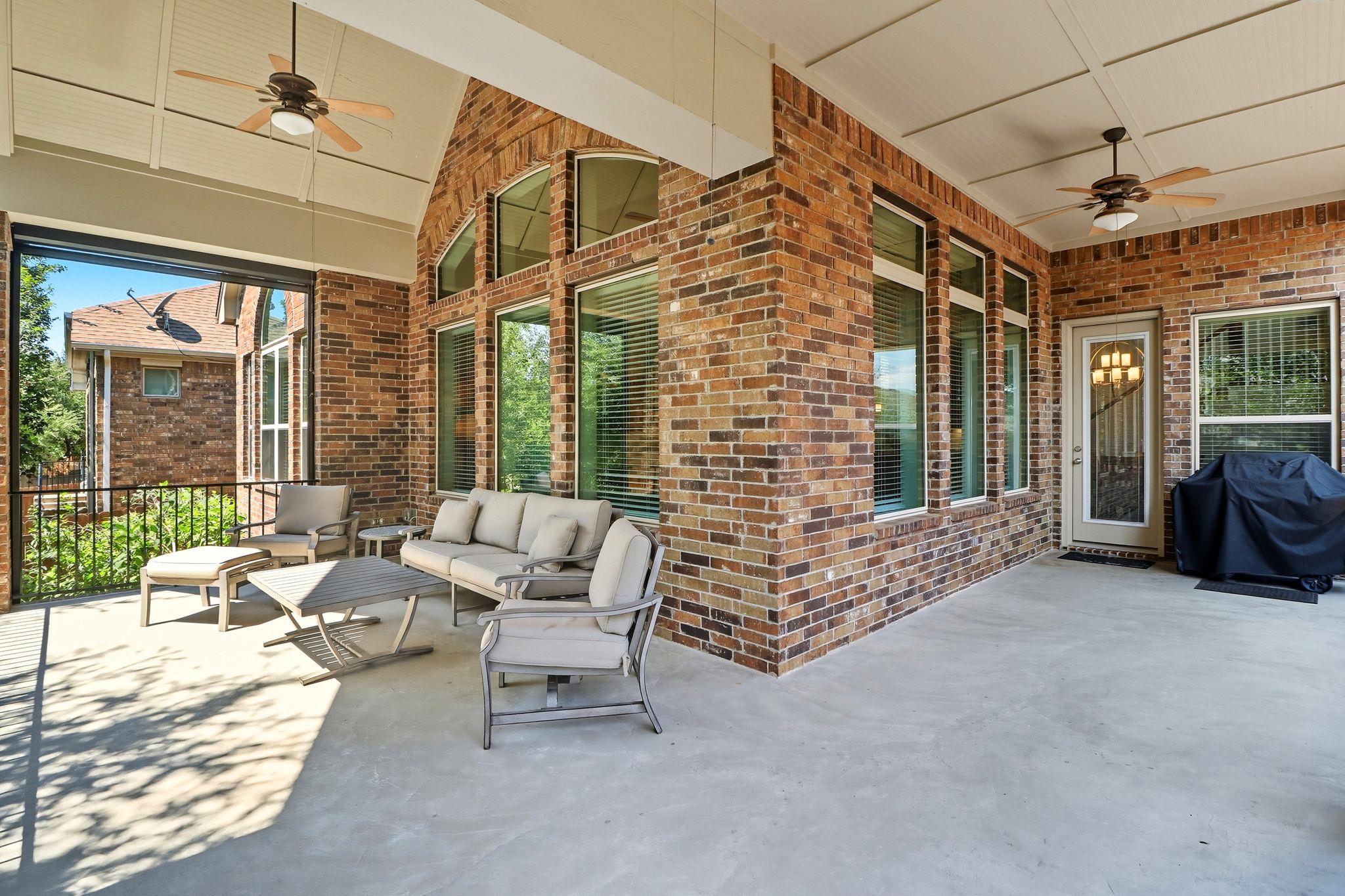 15609 Cinca Terra Dr, Austin, TX 78738