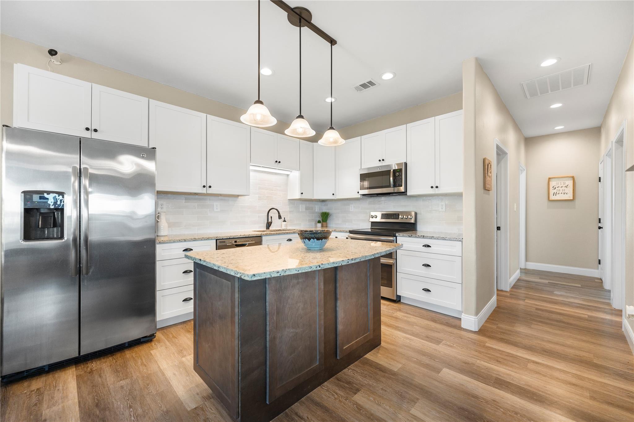 641 Riverside Dr, Killeen, TX 76542