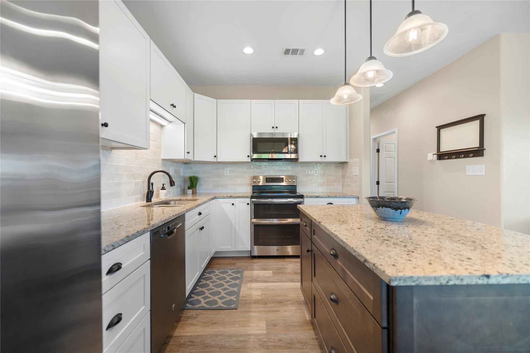 641 Riverside Dr, Killeen, TX 76542