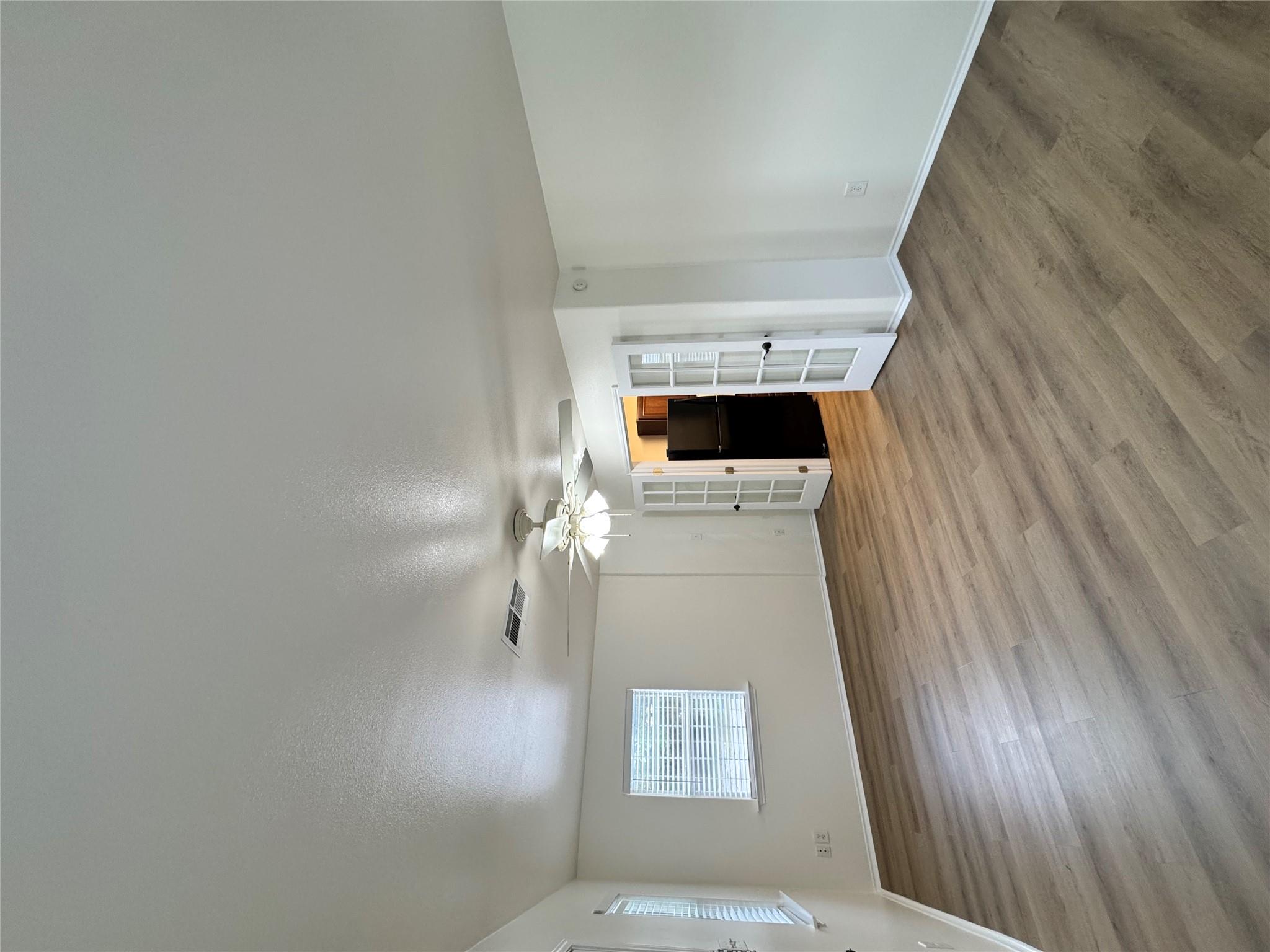 143 N West St, Bertram, TX 78605