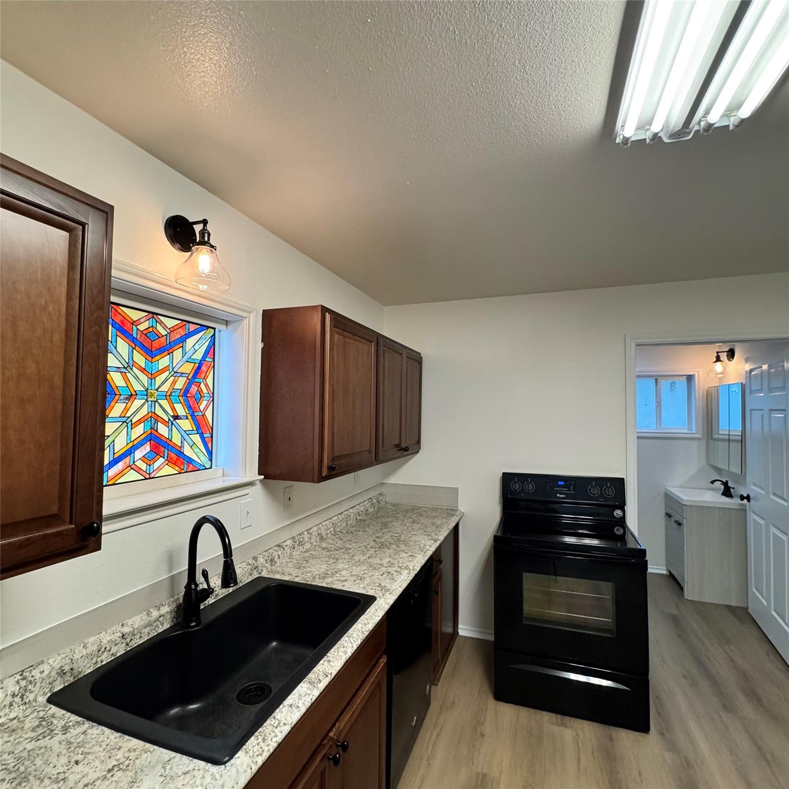 143 N West St, Bertram, TX 78605