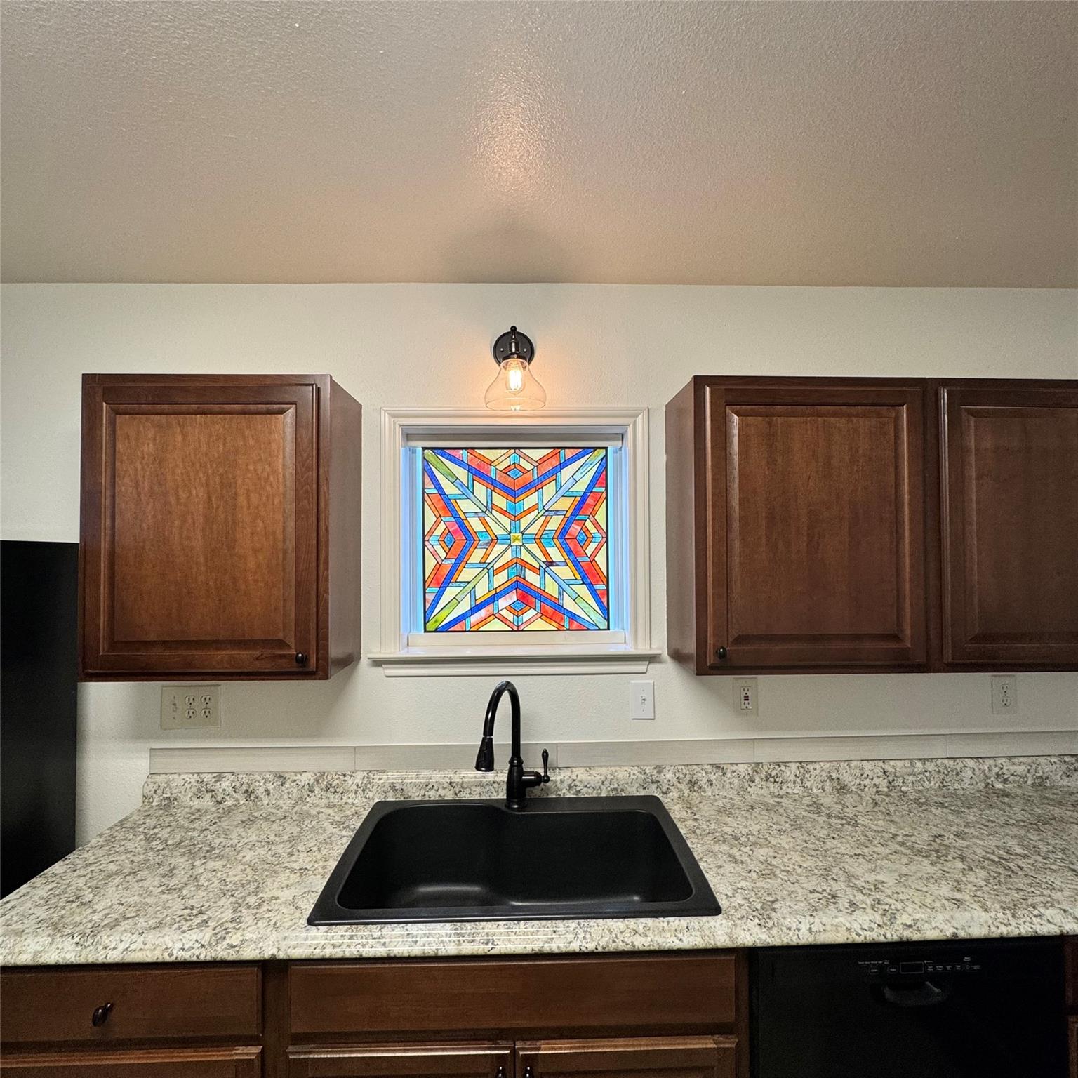 143 N West St, Bertram, TX 78605