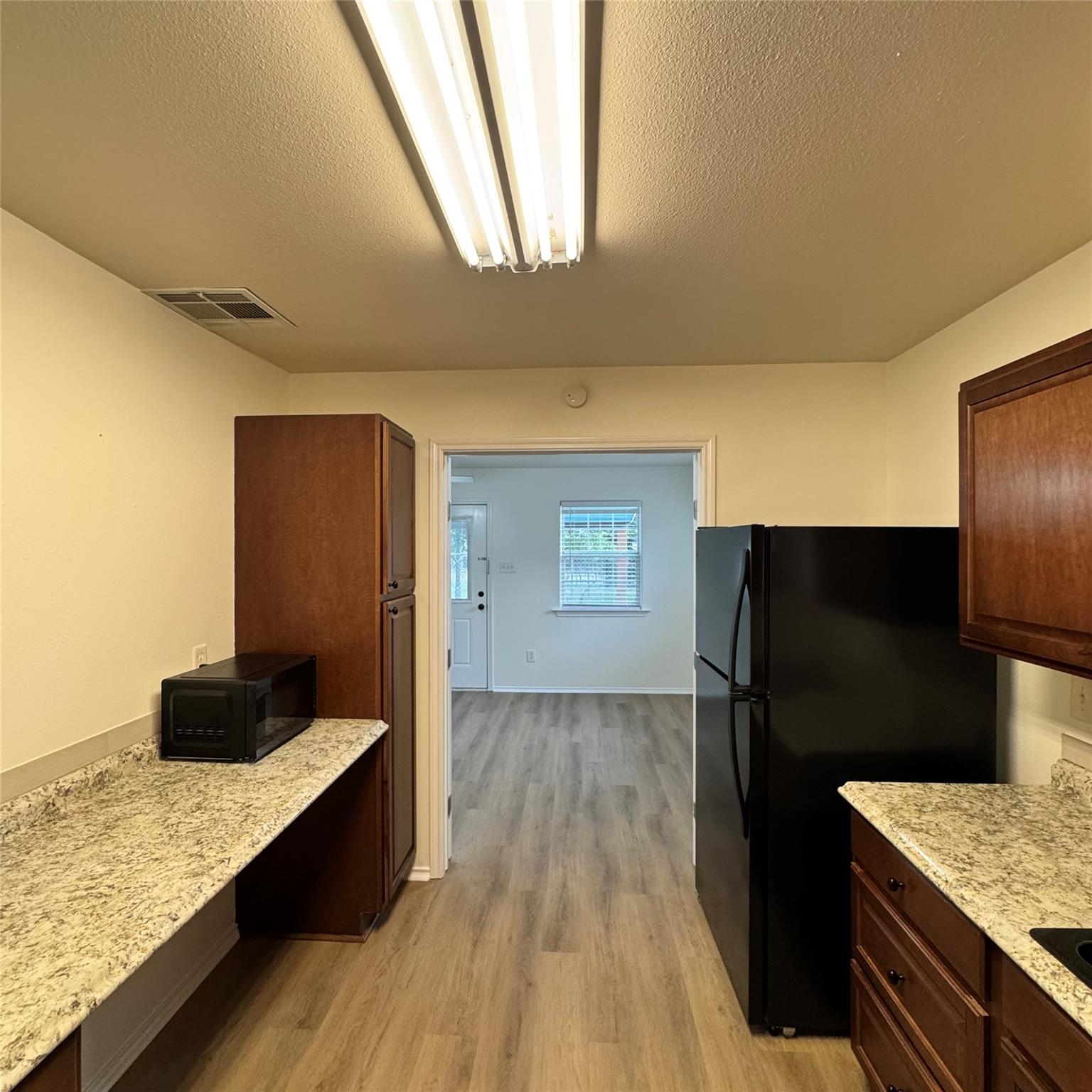 143 N West St, Bertram, TX 78605