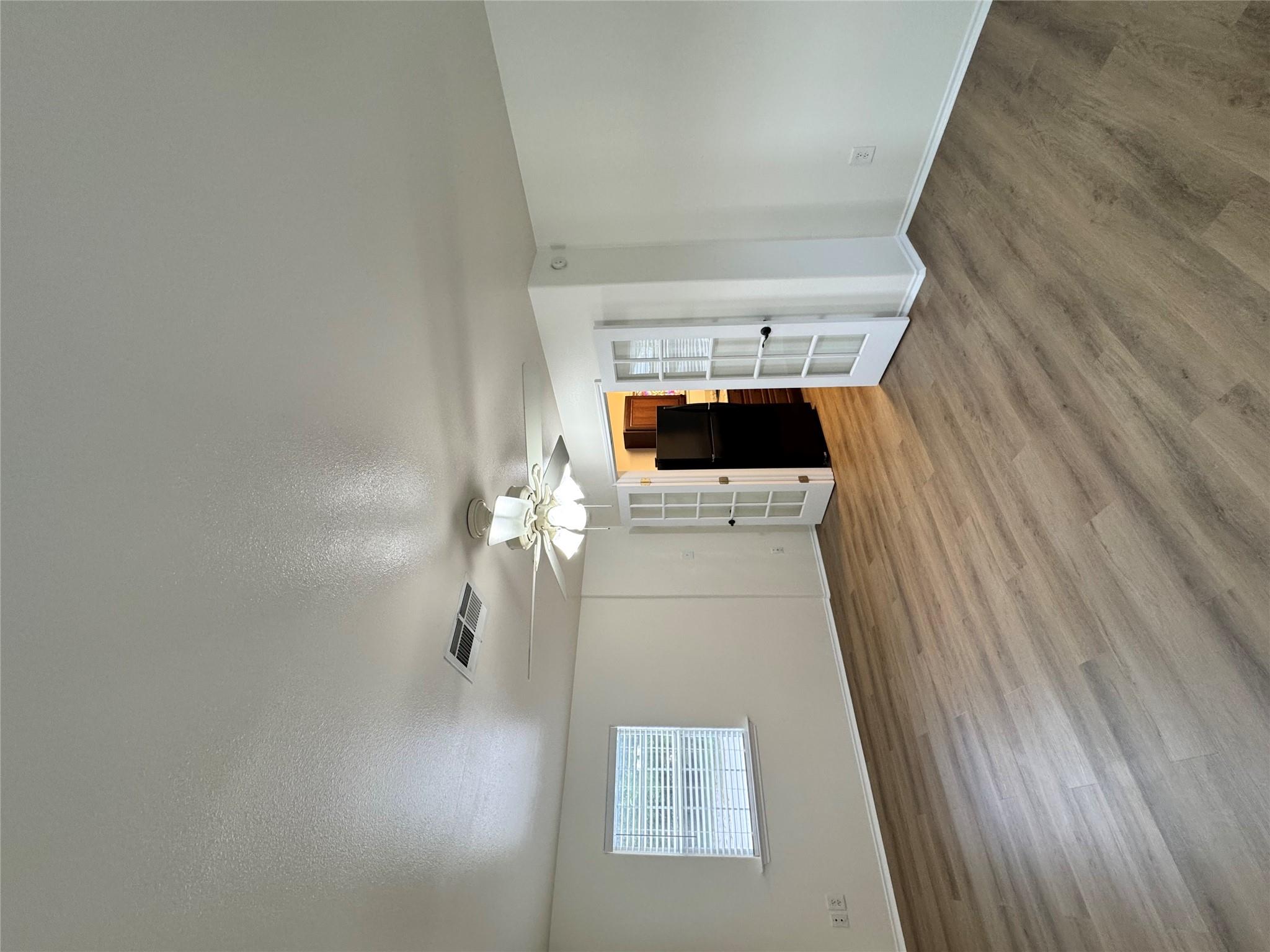 143 N West St, Bertram, TX 78605