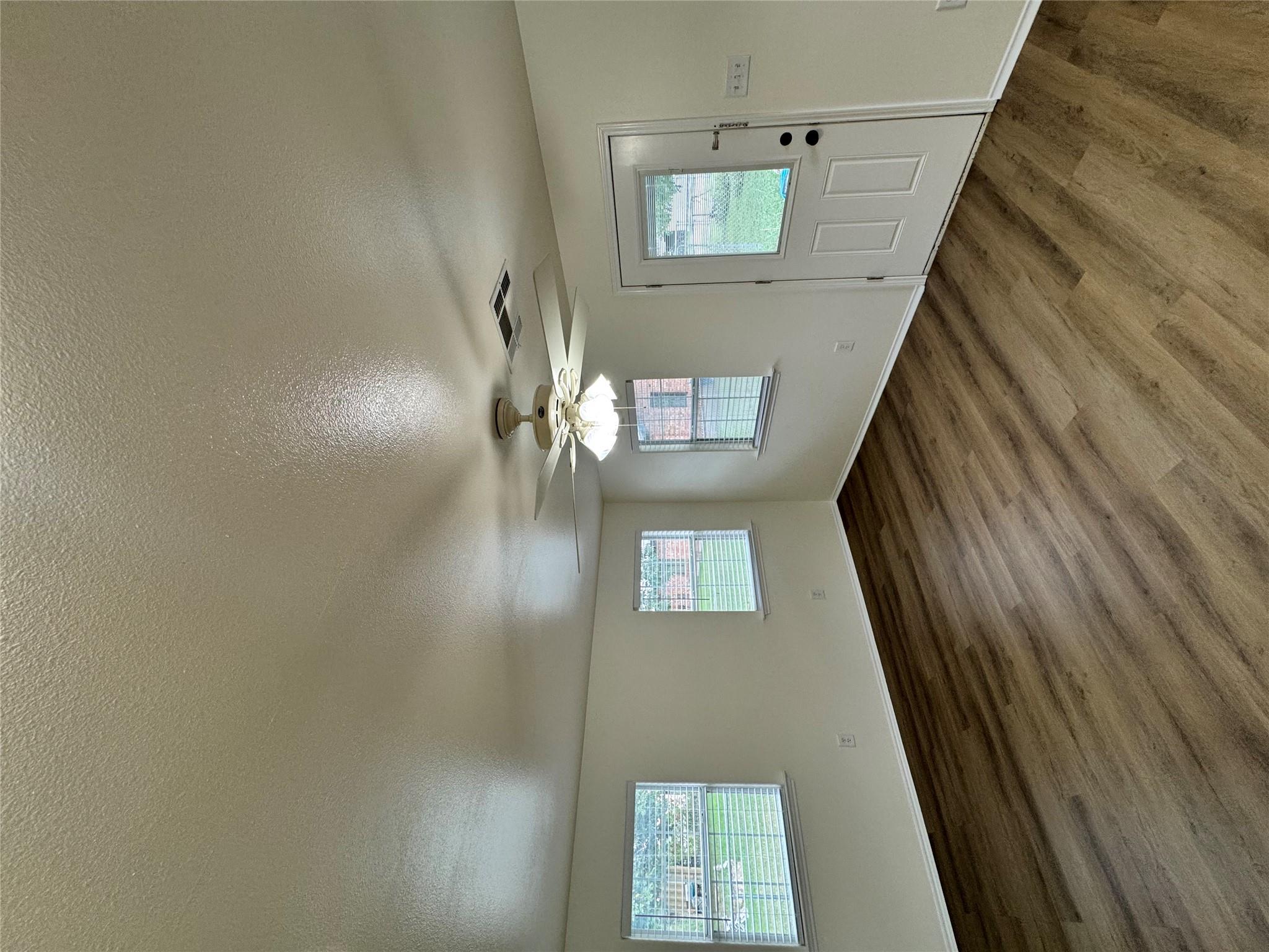 143 N West St, Bertram, TX 78605