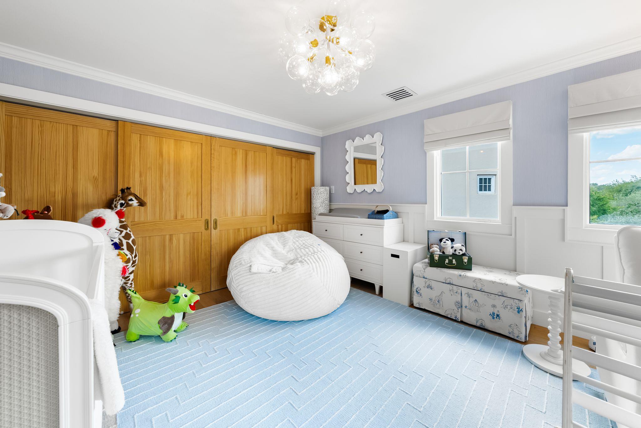 1937 Rue De St Tropez APT 10, Austin, TX 78746