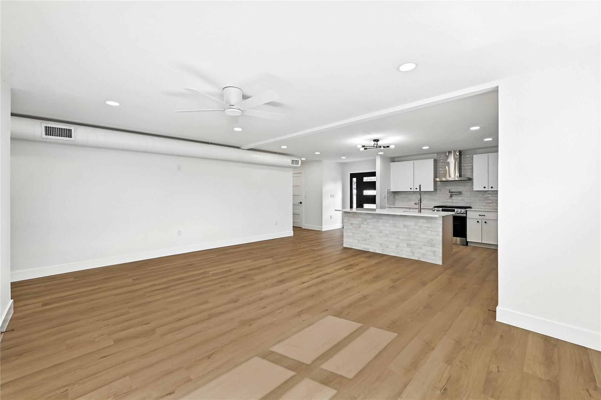 815 Buckingham Pl, Austin, TX 78745