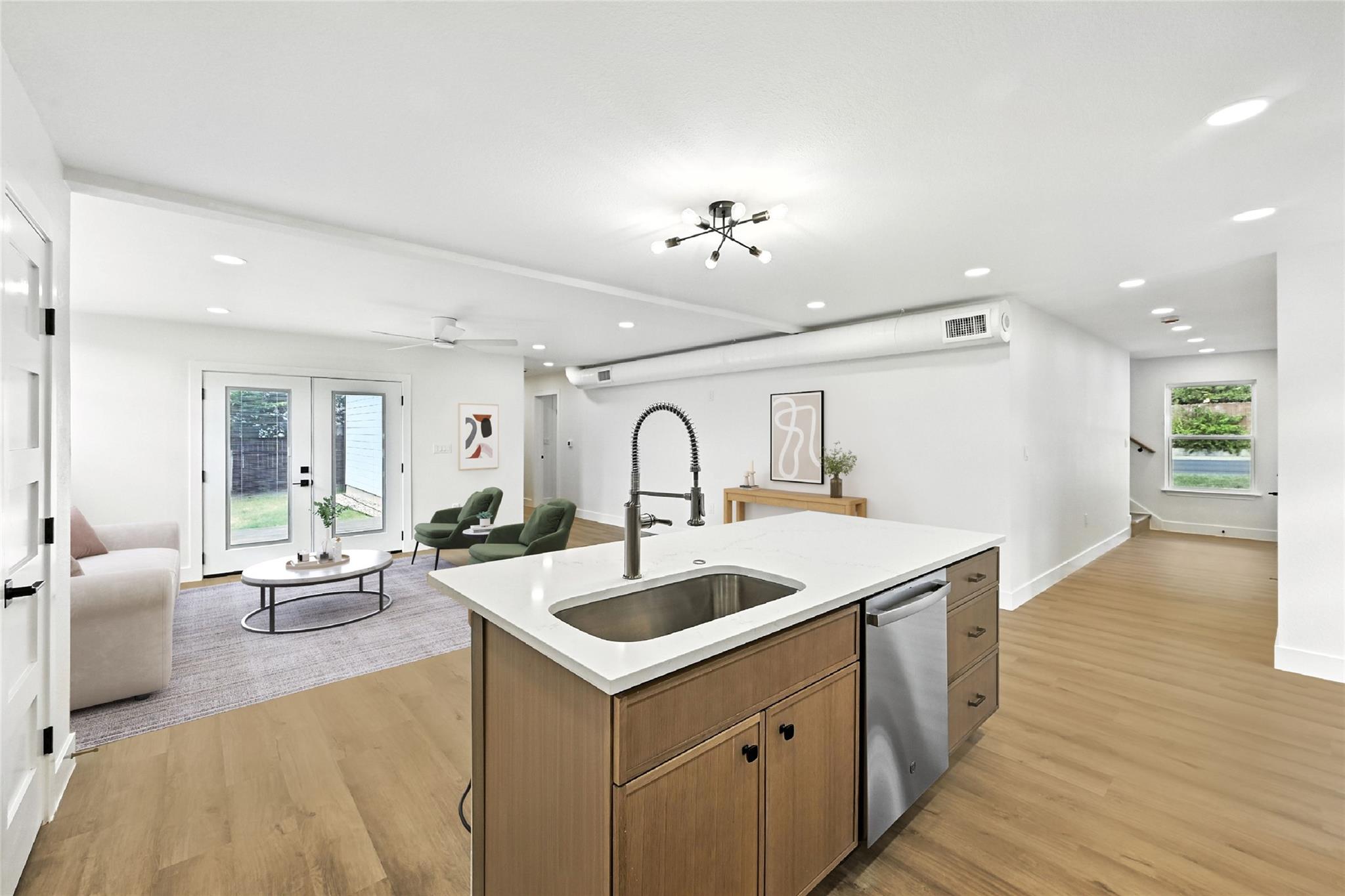 815 Buckingham Pl, Austin, TX 78745