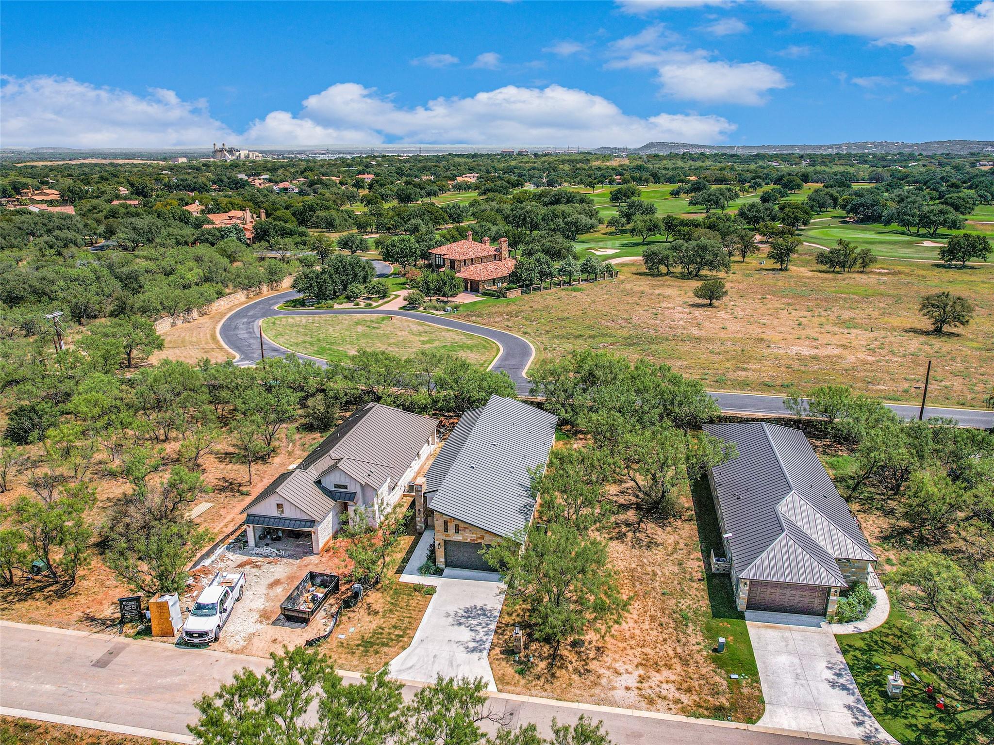 611 Sun Ray, Horseshoe Bay, TX 78657