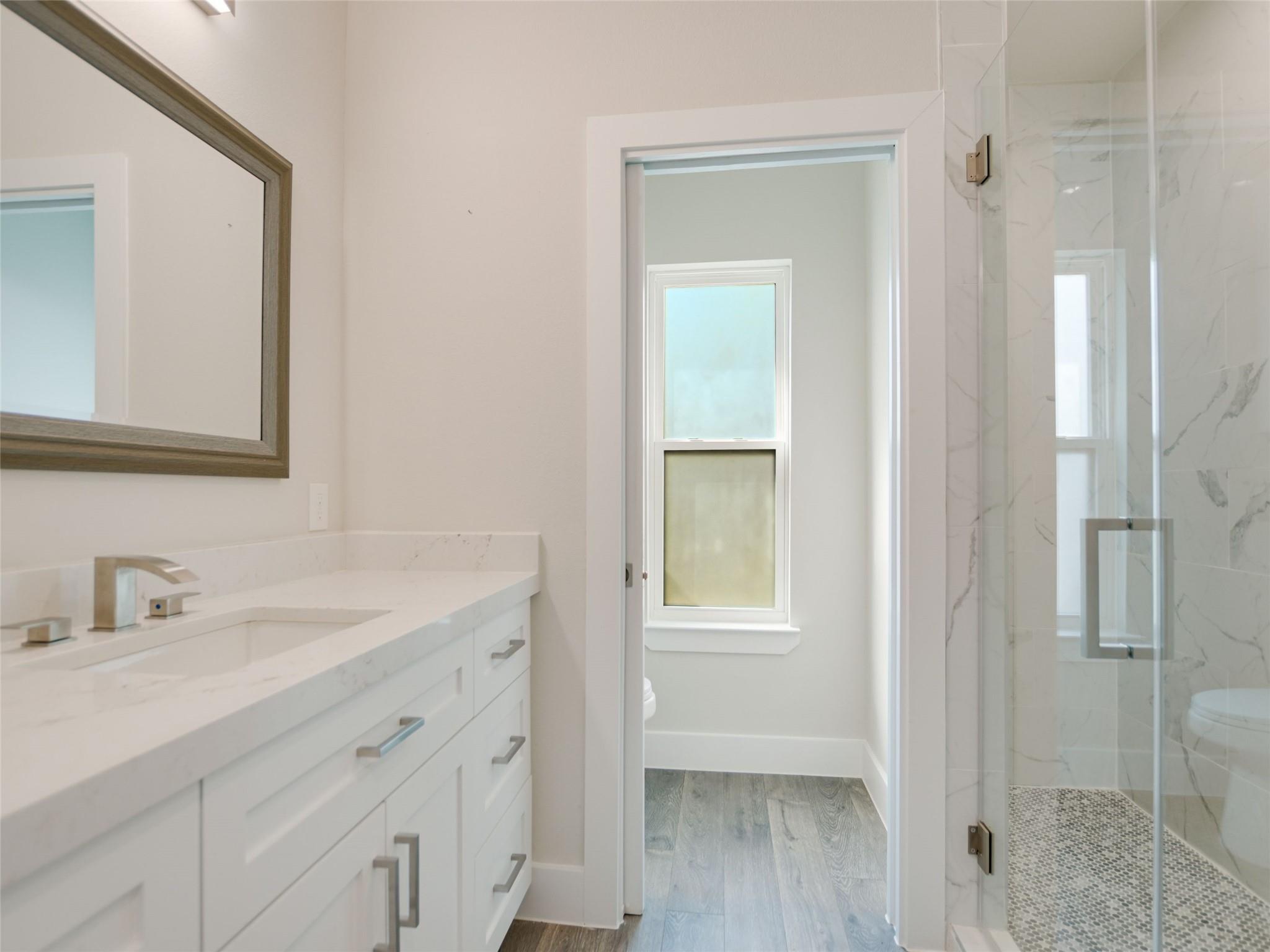 611 Sun Ray, Horseshoe Bay, TX 78657