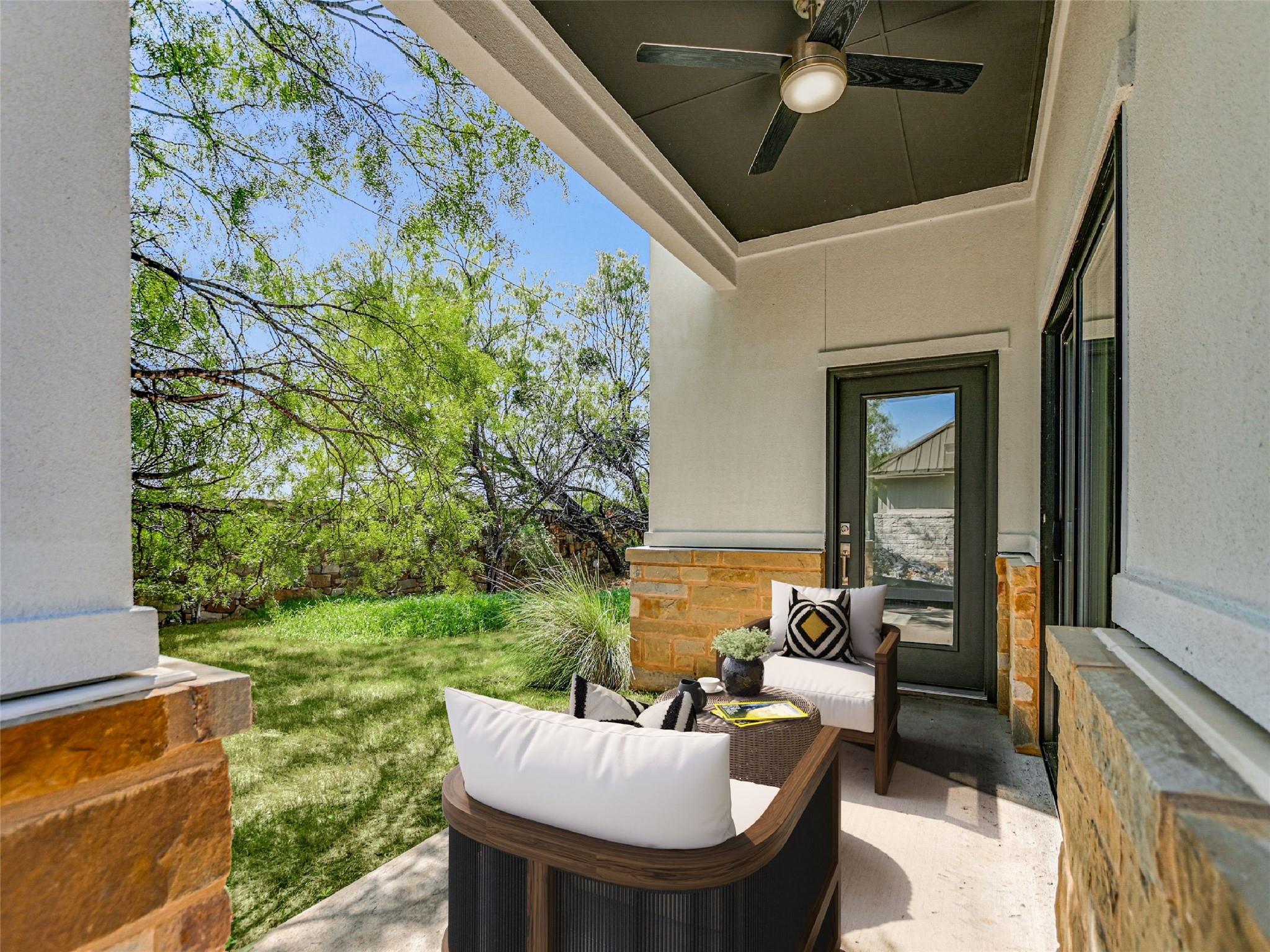 611 Sun Ray, Horseshoe Bay, TX 78657