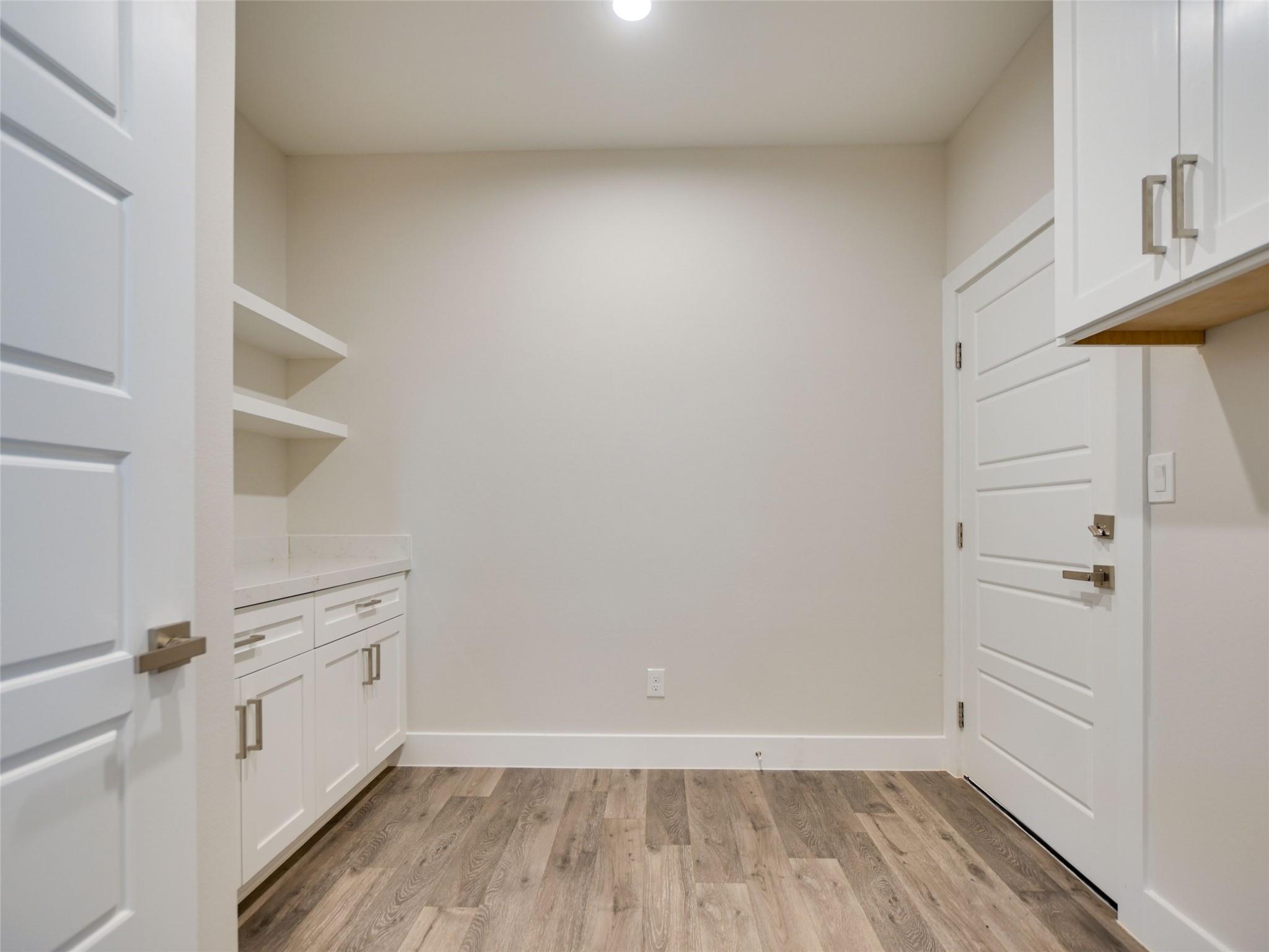 611 Sun Ray, Horseshoe Bay, TX 78657