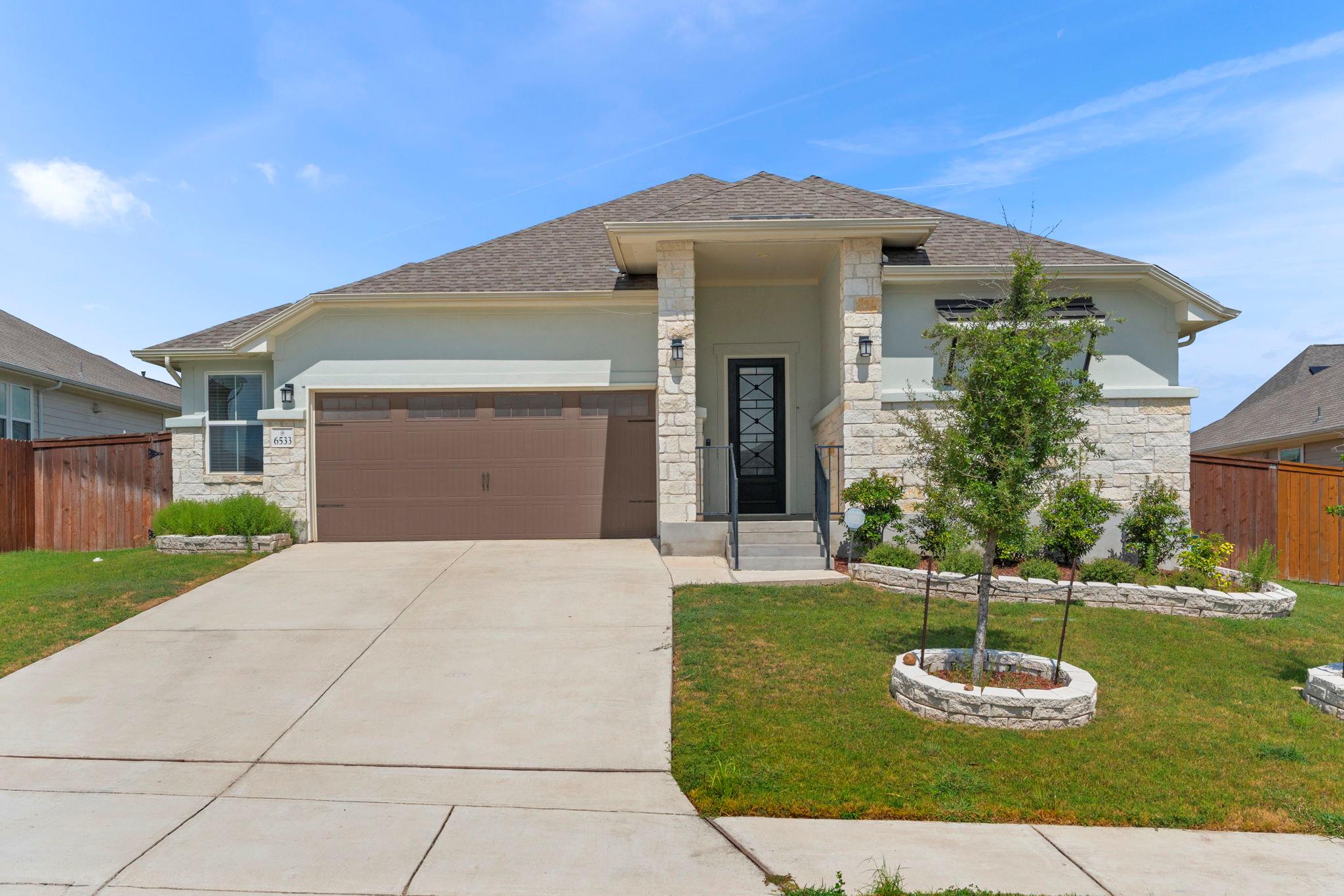 6533 Crockett Cv, Schertz, TX 78108