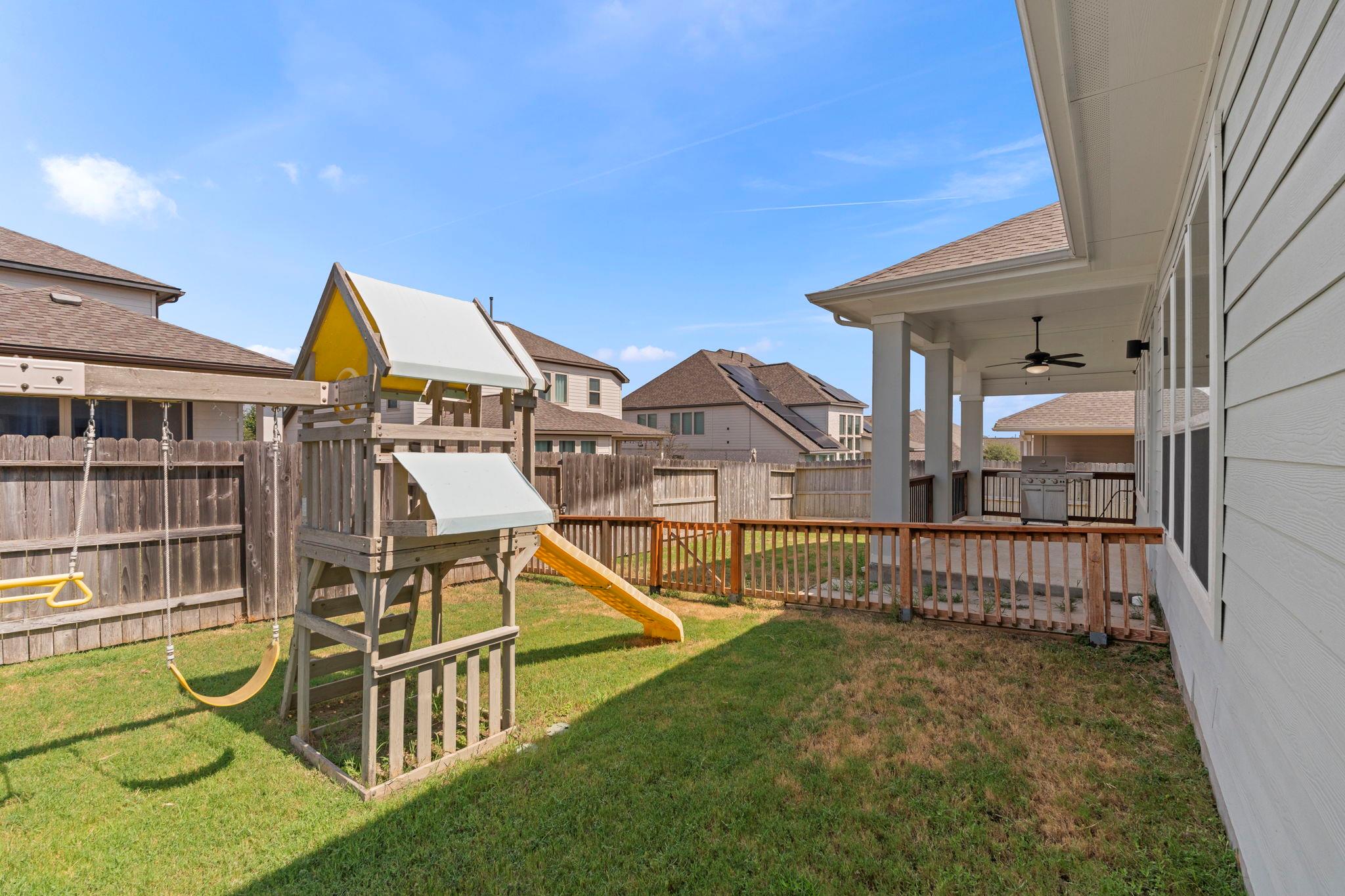 6533 Crockett Cv, Schertz, TX 78108