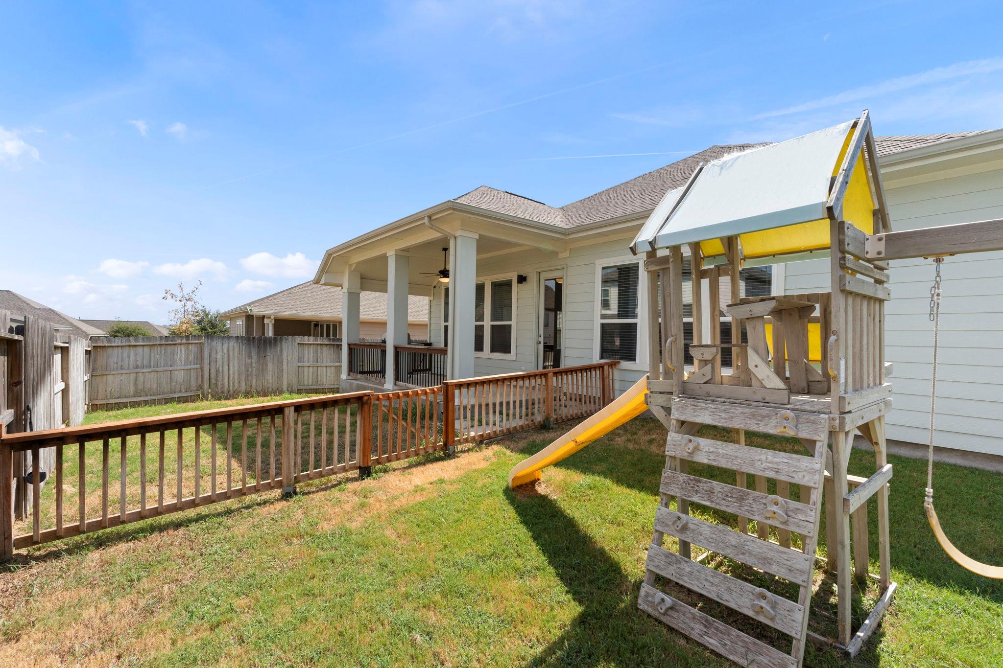 6533 Crockett Cv, Schertz, TX 78108