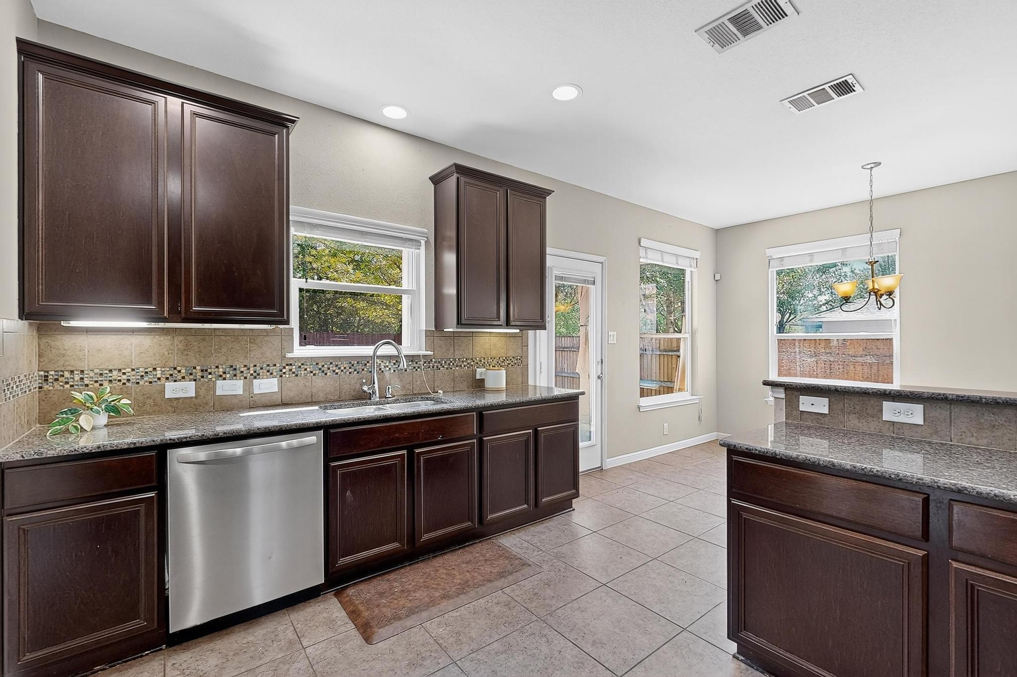 9113 Sweetgum Dr # 160, Austin, TX 78748