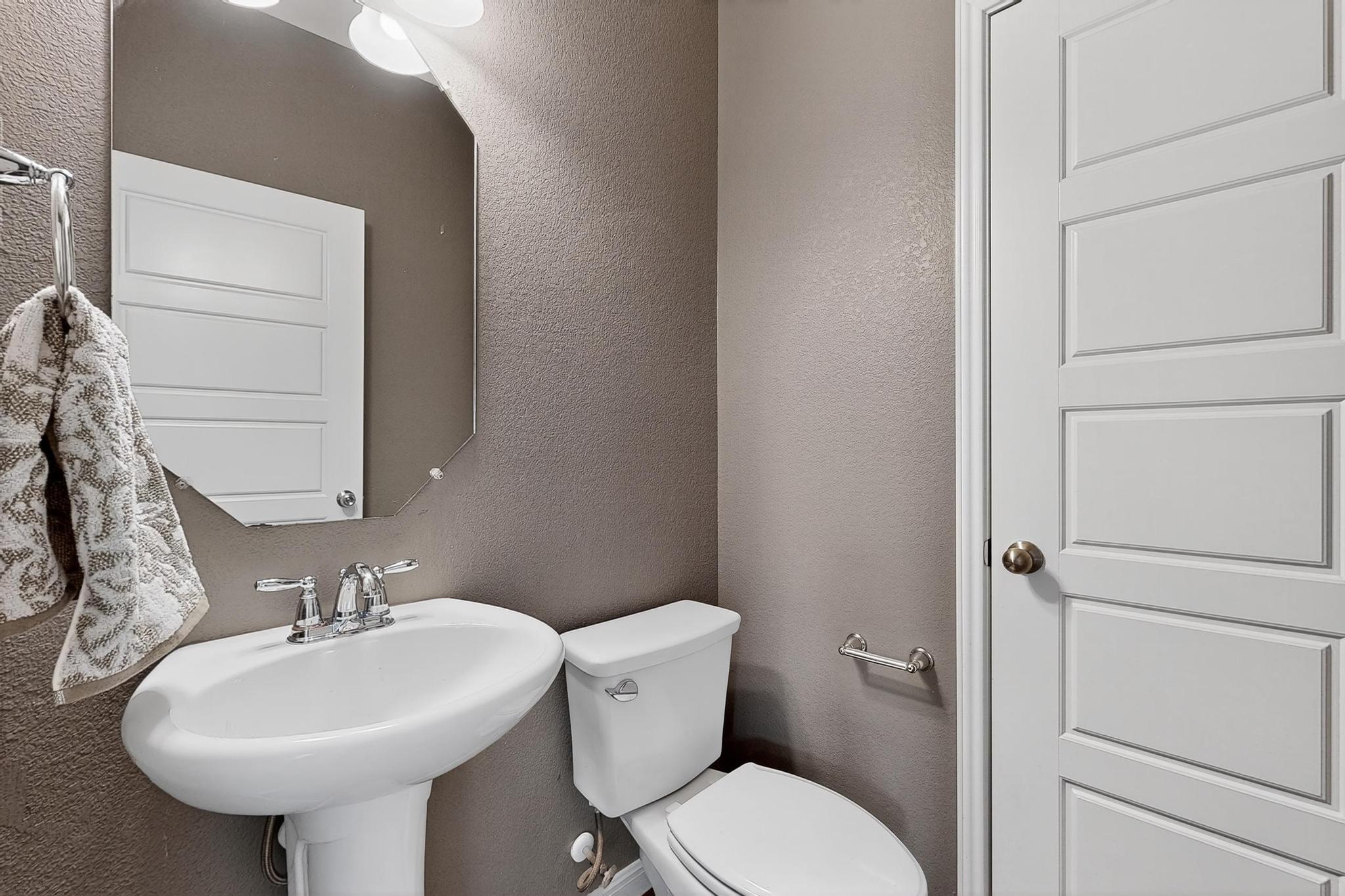 9113 Sweetgum Dr # 160, Austin, TX 78748