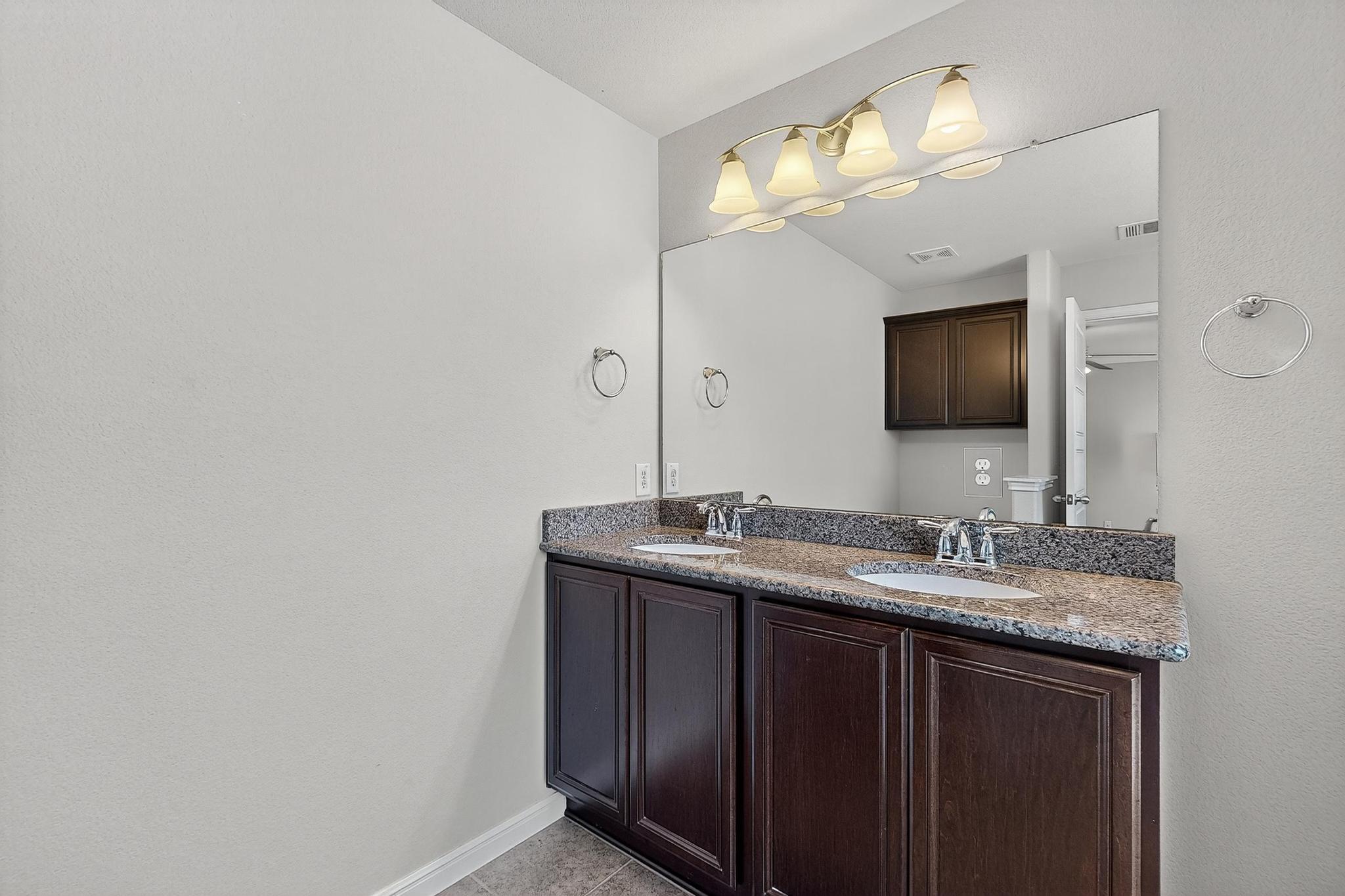 9113 Sweetgum Dr # 160, Austin, TX 78748