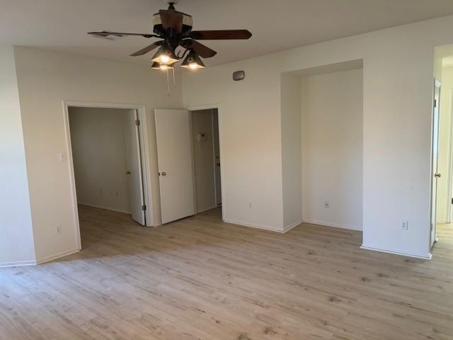 917 W South St, Leander, TX 78641