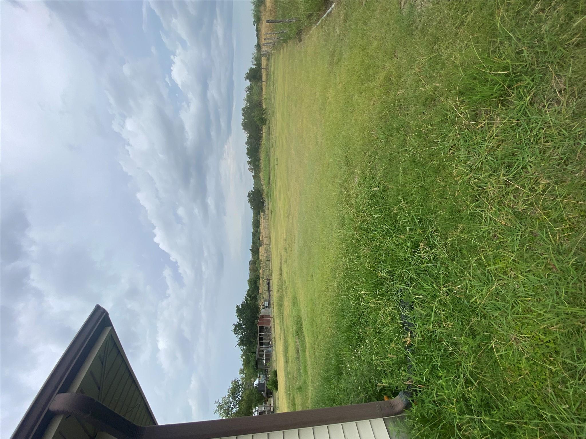 615 Fm 1466, Coupland, TX 78615