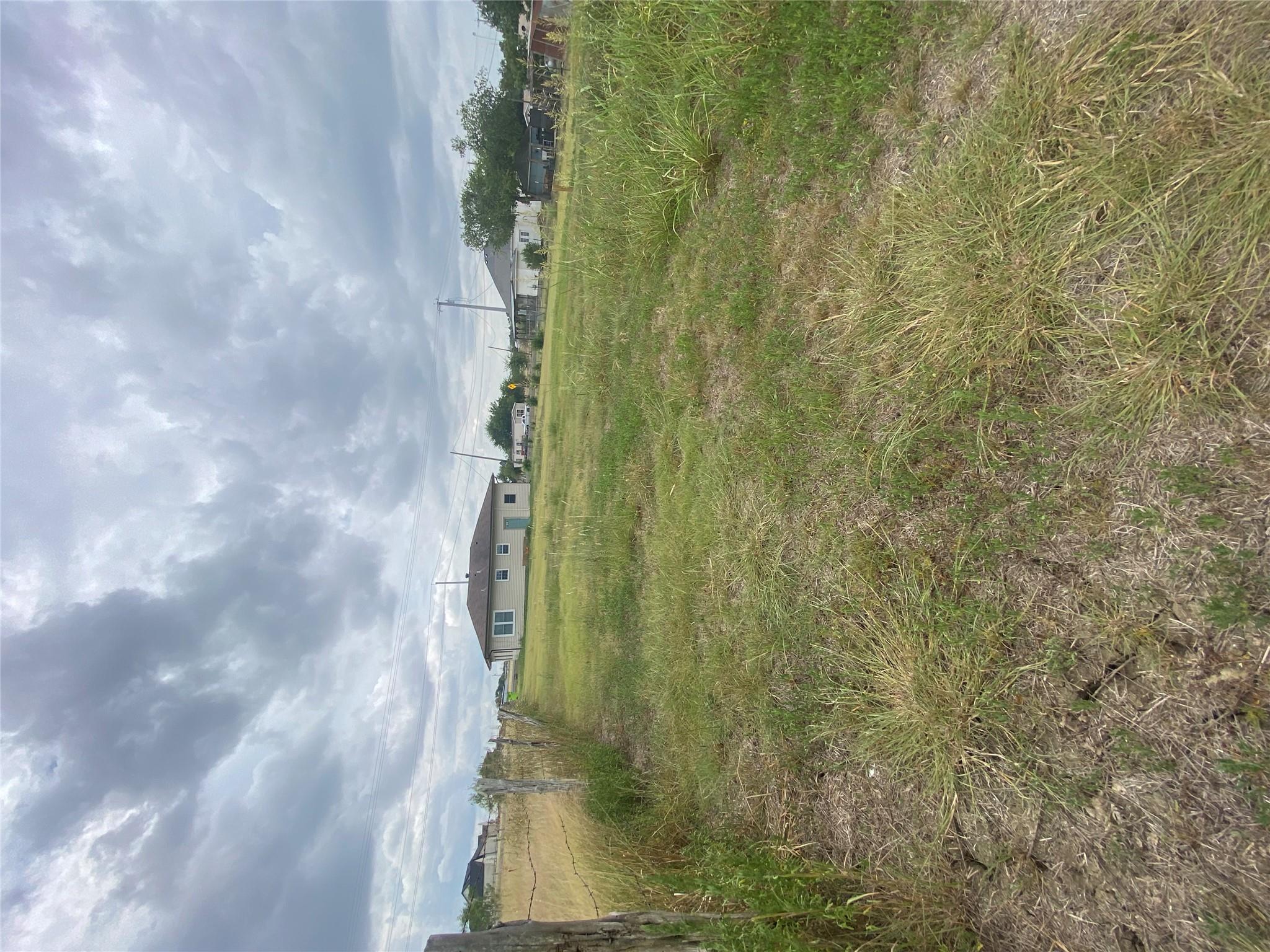 615 Fm 1466, Coupland, TX 78615