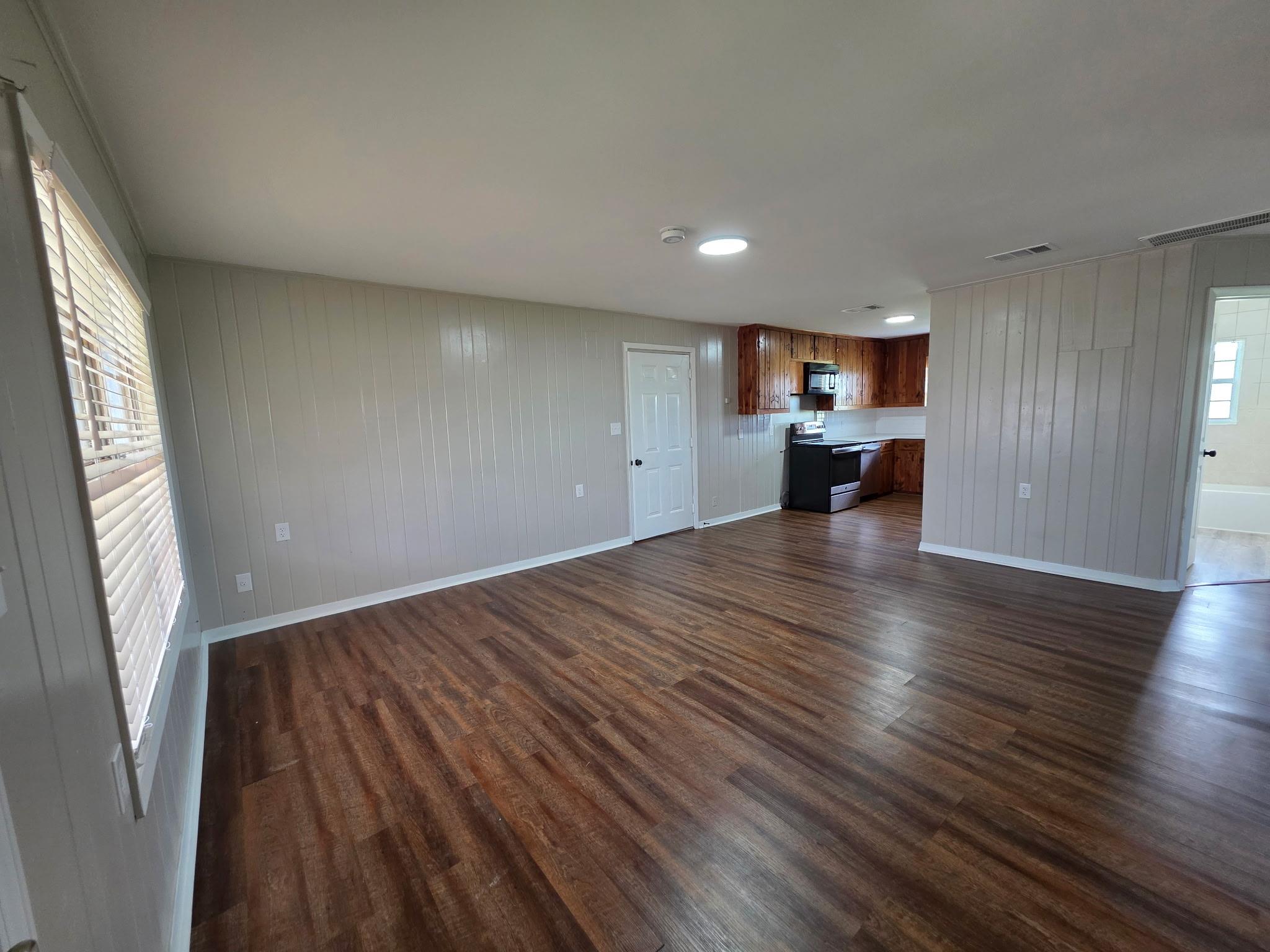 615 Fm 1466, Coupland, TX 78615