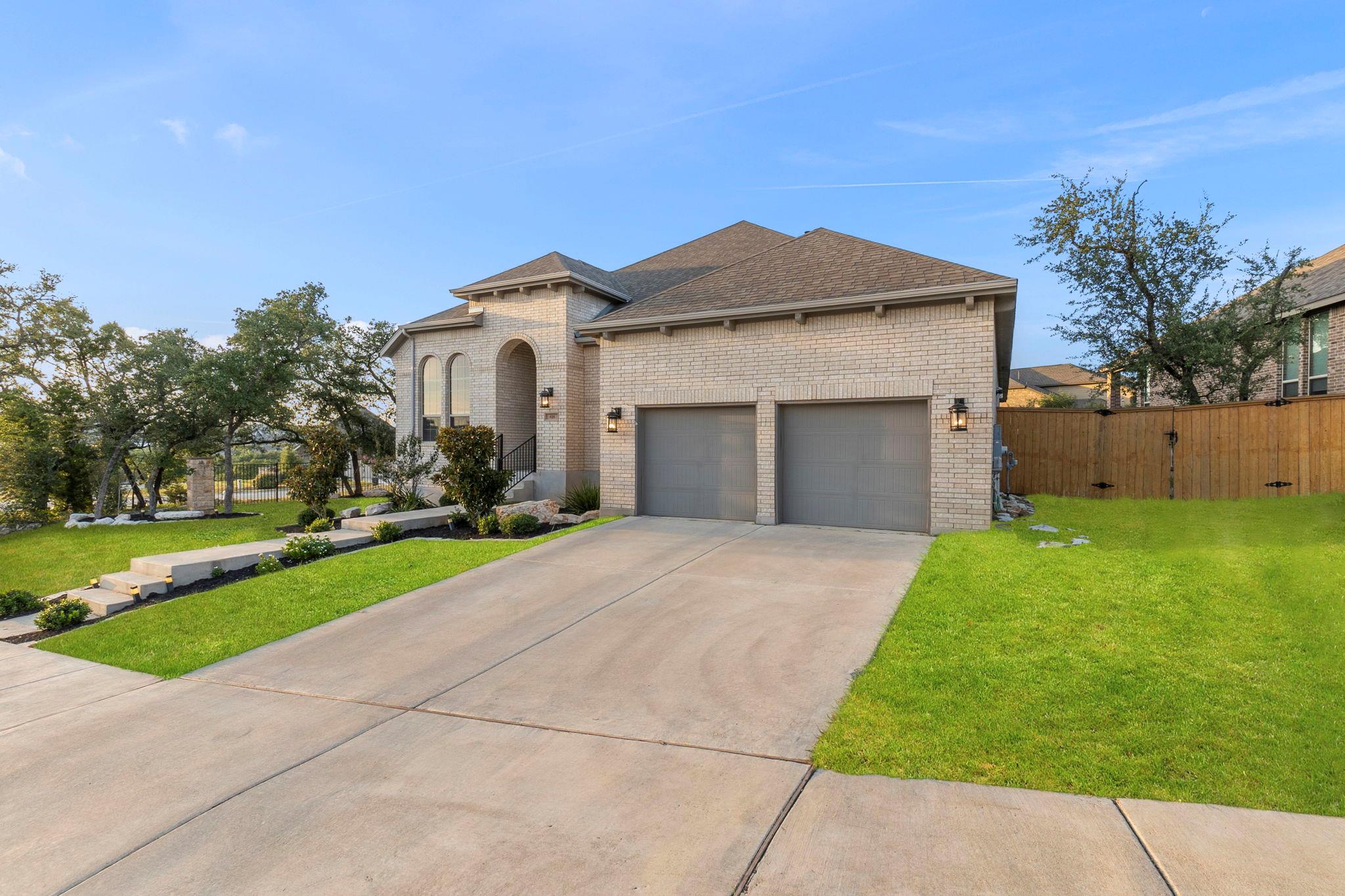 616 Copper Sage Dr, San Marcos, TX 78666
